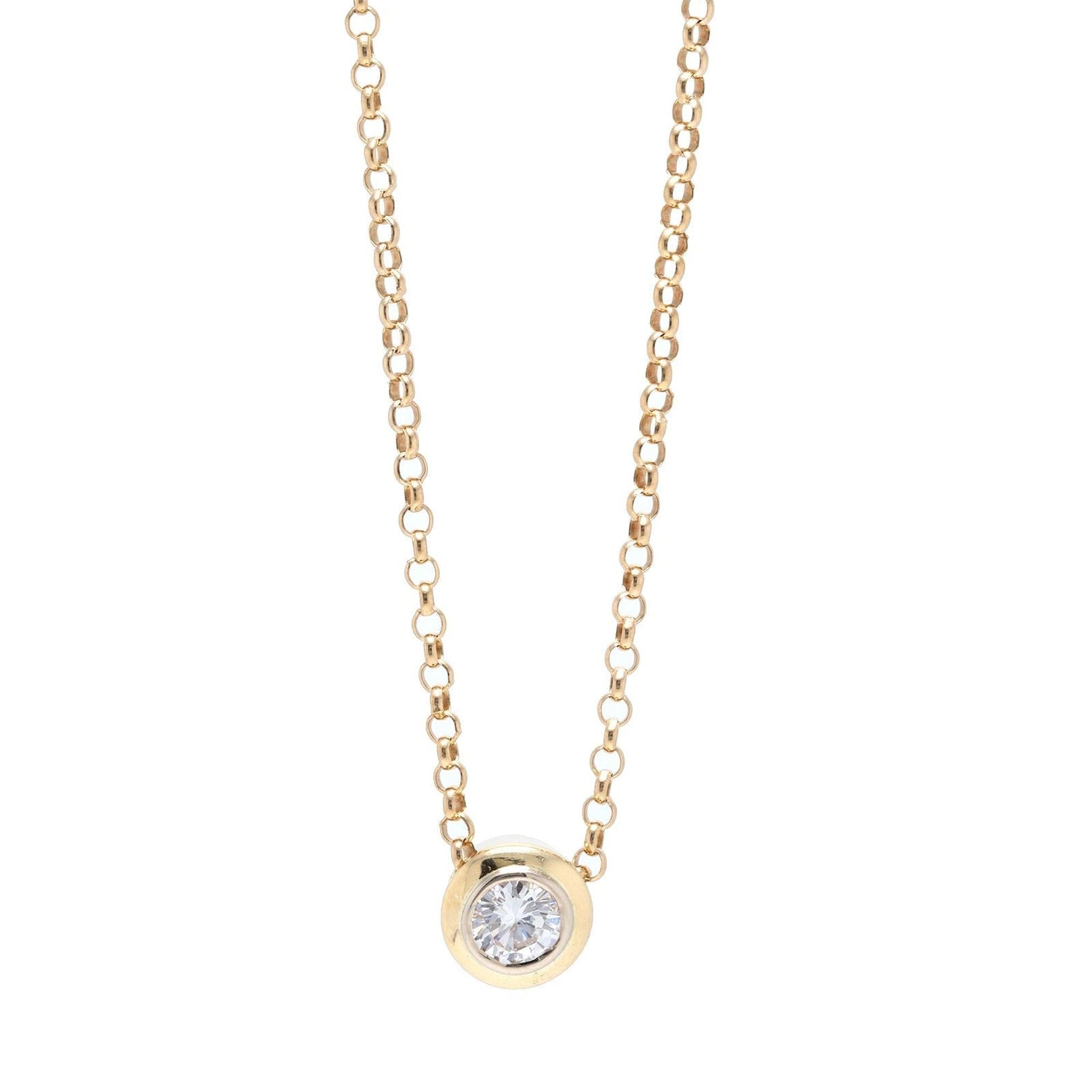 18k Gold Diamond Solitaire Pendant Necklace