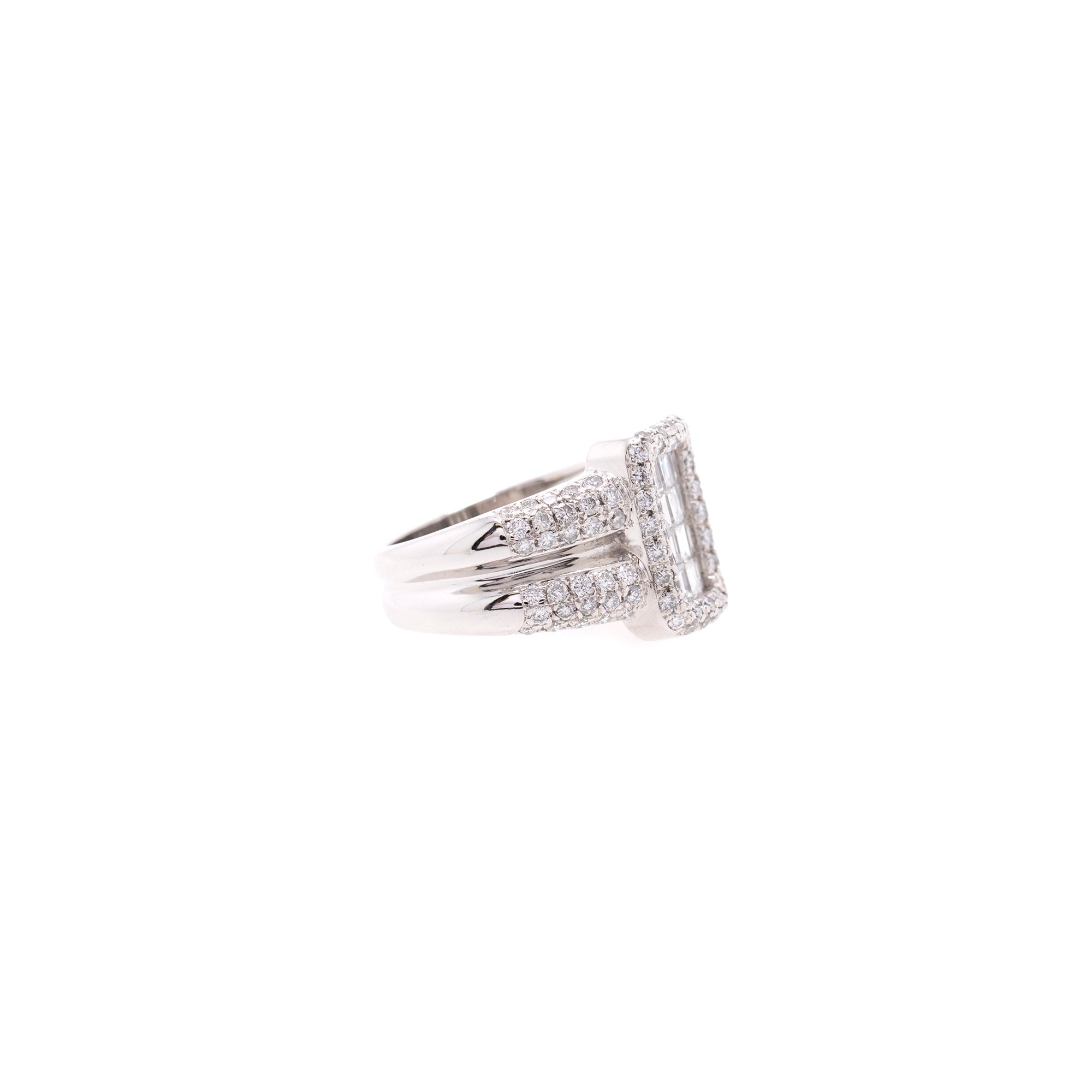 18k White Gold Diamond Ring