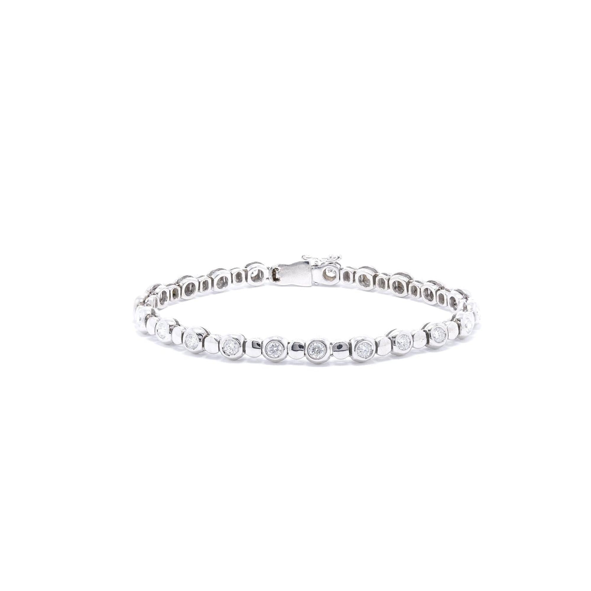 18k White Gold Round Link Diamond Bracelet