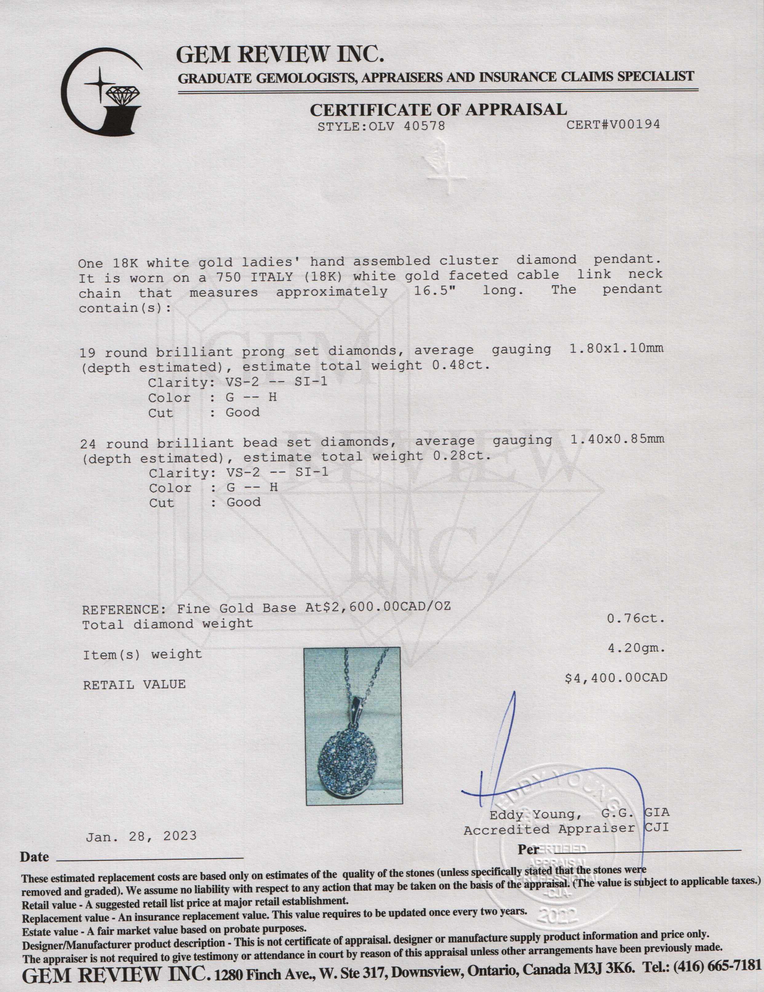 18k White Gold Diamond Cluster Pendant Necklace