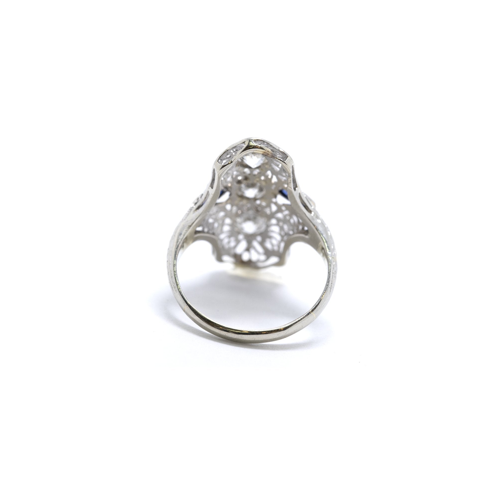 Antique 18k White Gold Filigree Diamond Ring