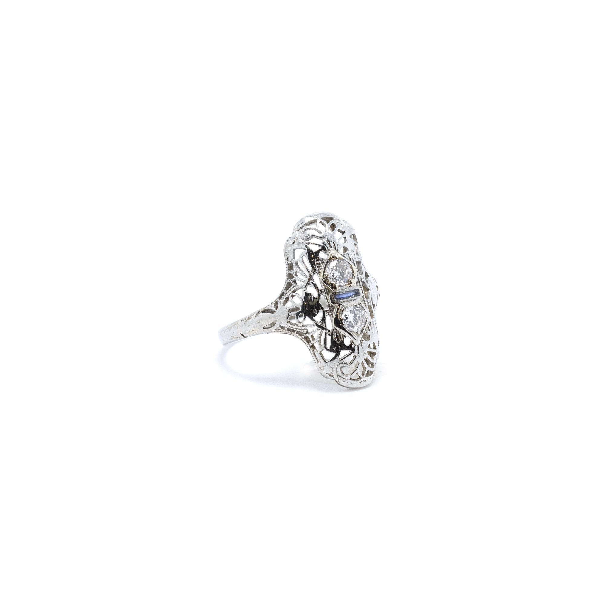 Antique 18k White Gold Filigree Diamond Ring