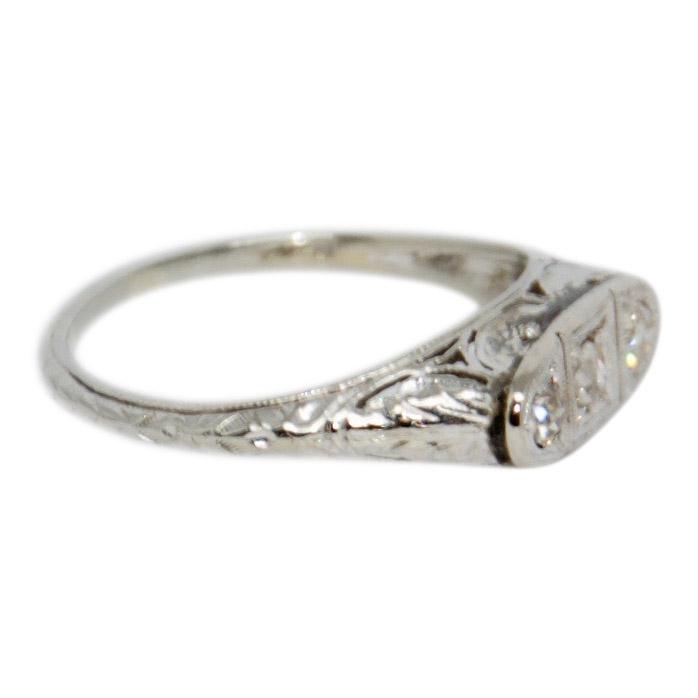 Antique Art Deco Diamond Ring