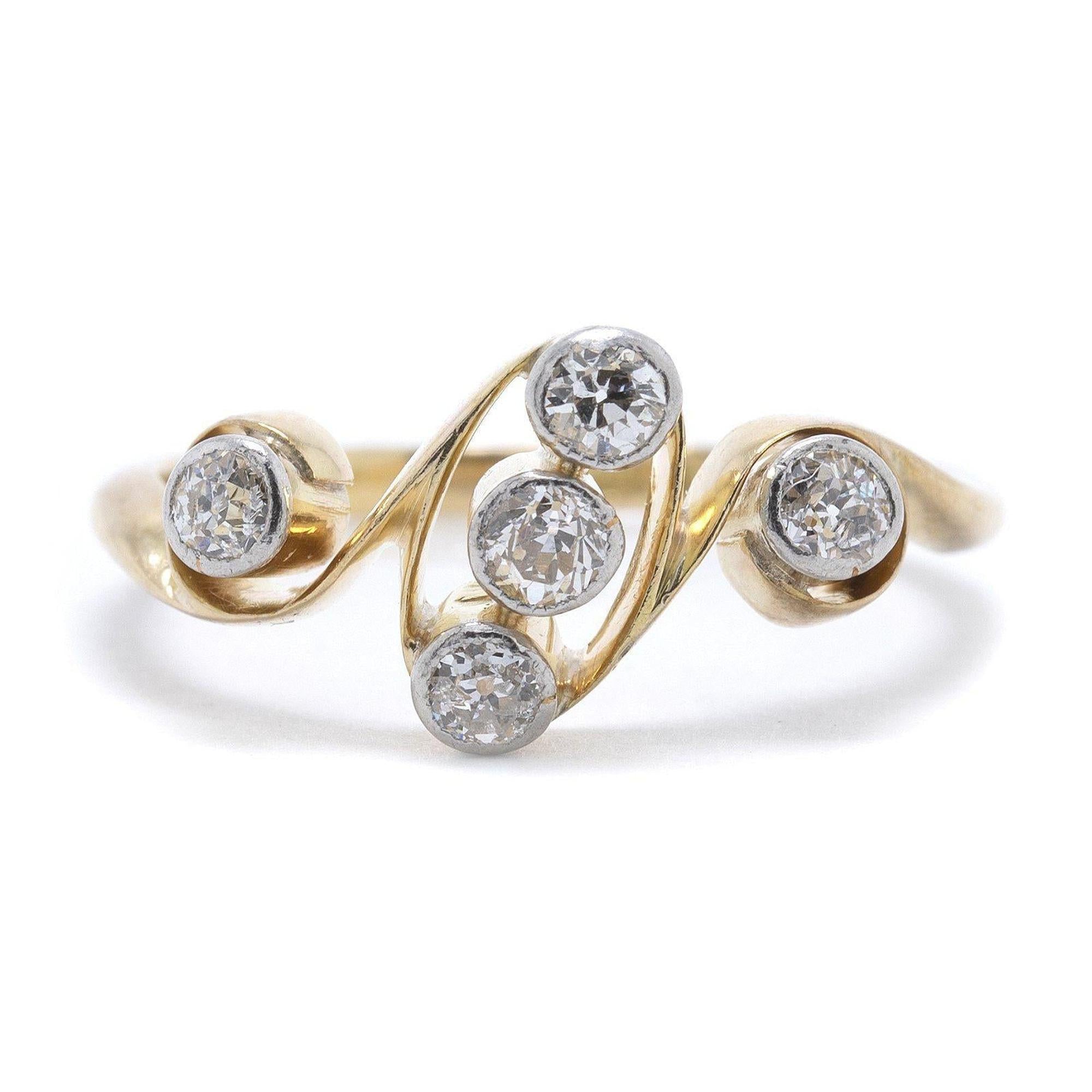 Antique Art Deco Diamond Ring
