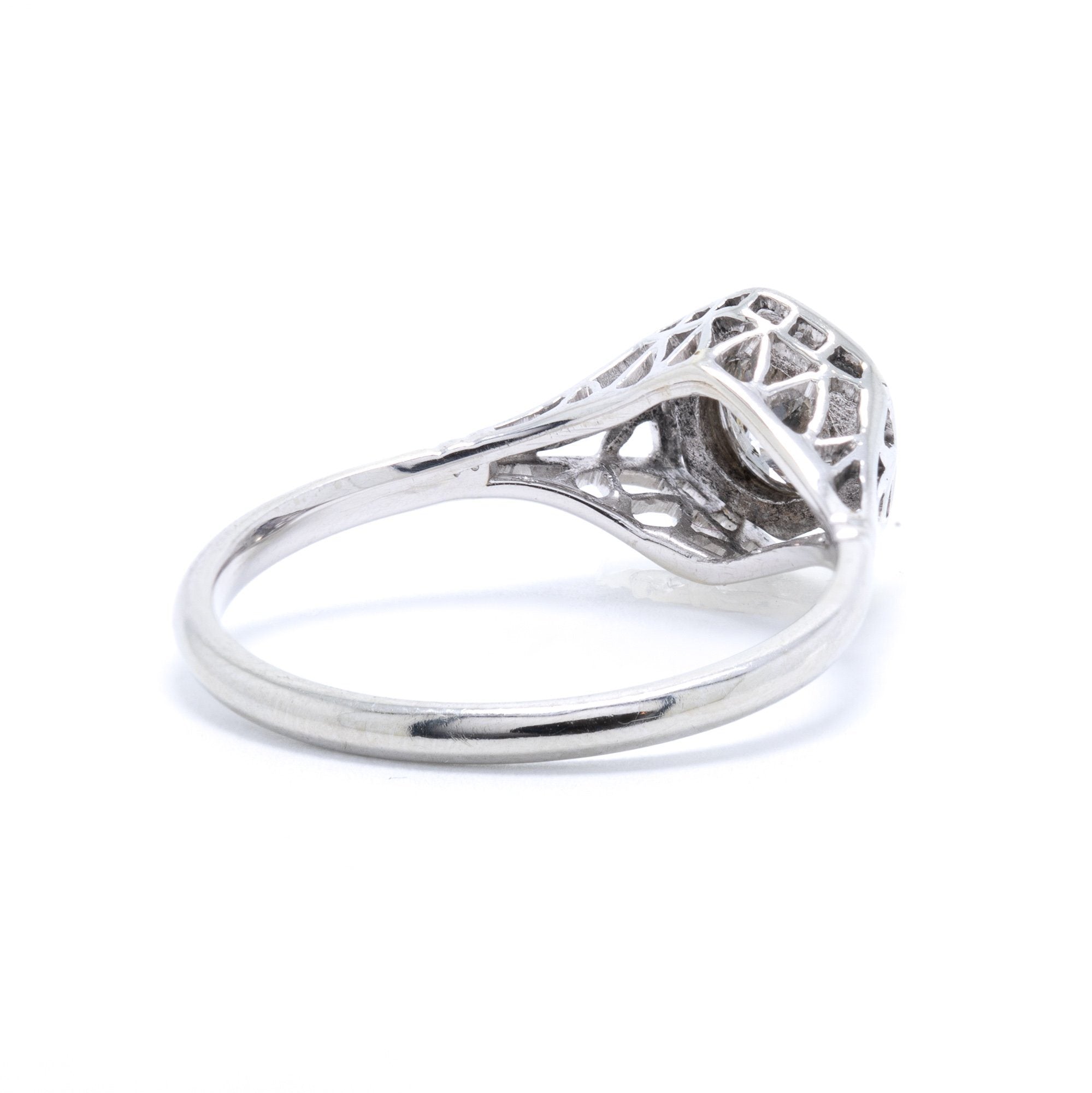 Antique Art Deco Diamond Solitaire Ring