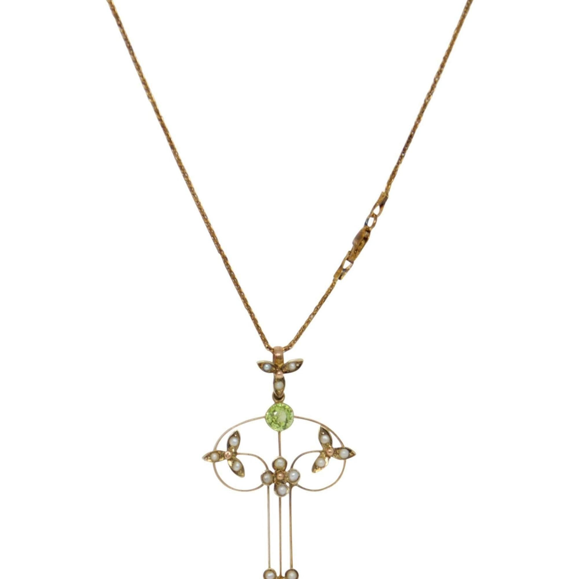 Antique Peridot and Seed Pearl Pendant Necklace