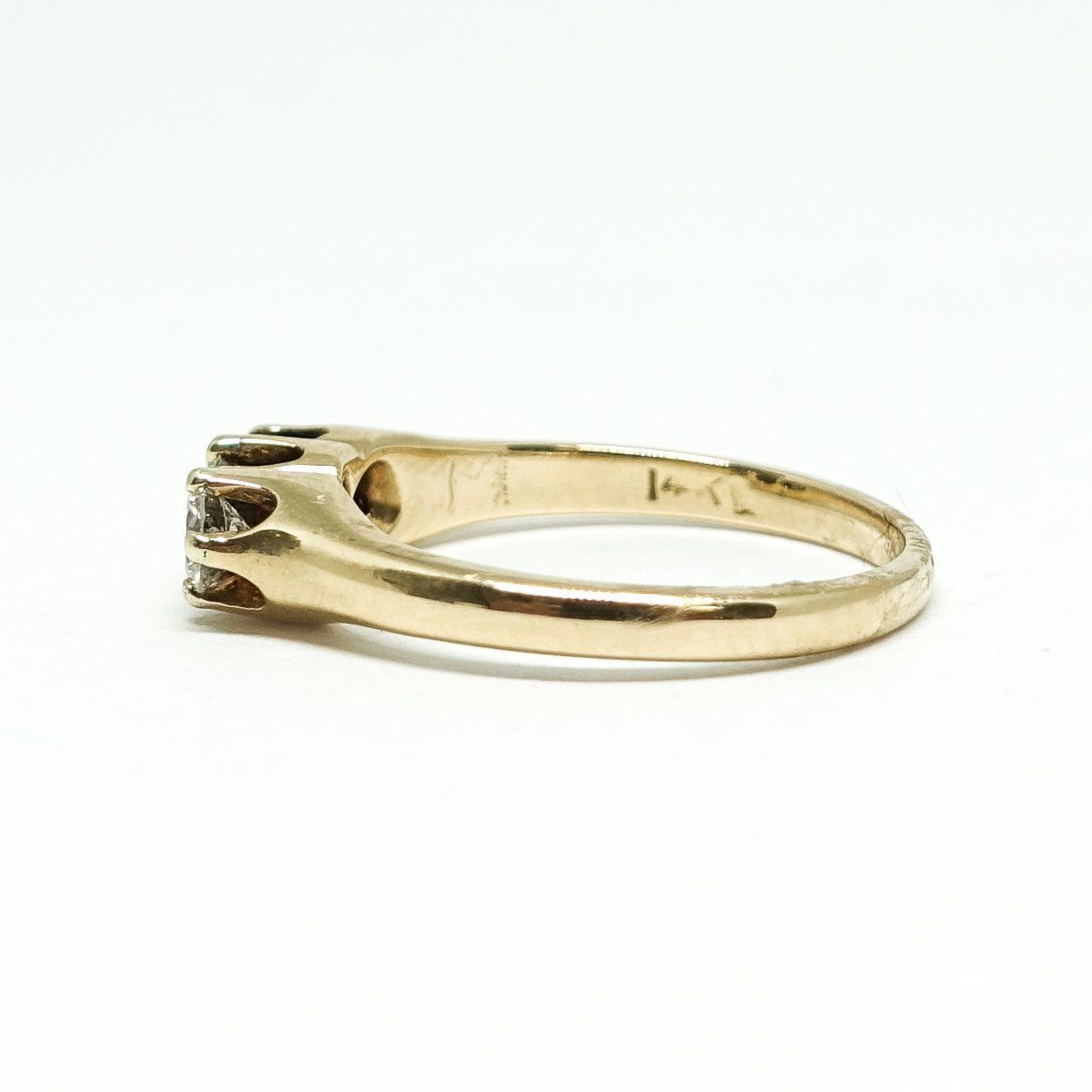 Antique Three Stone Diamond Ring