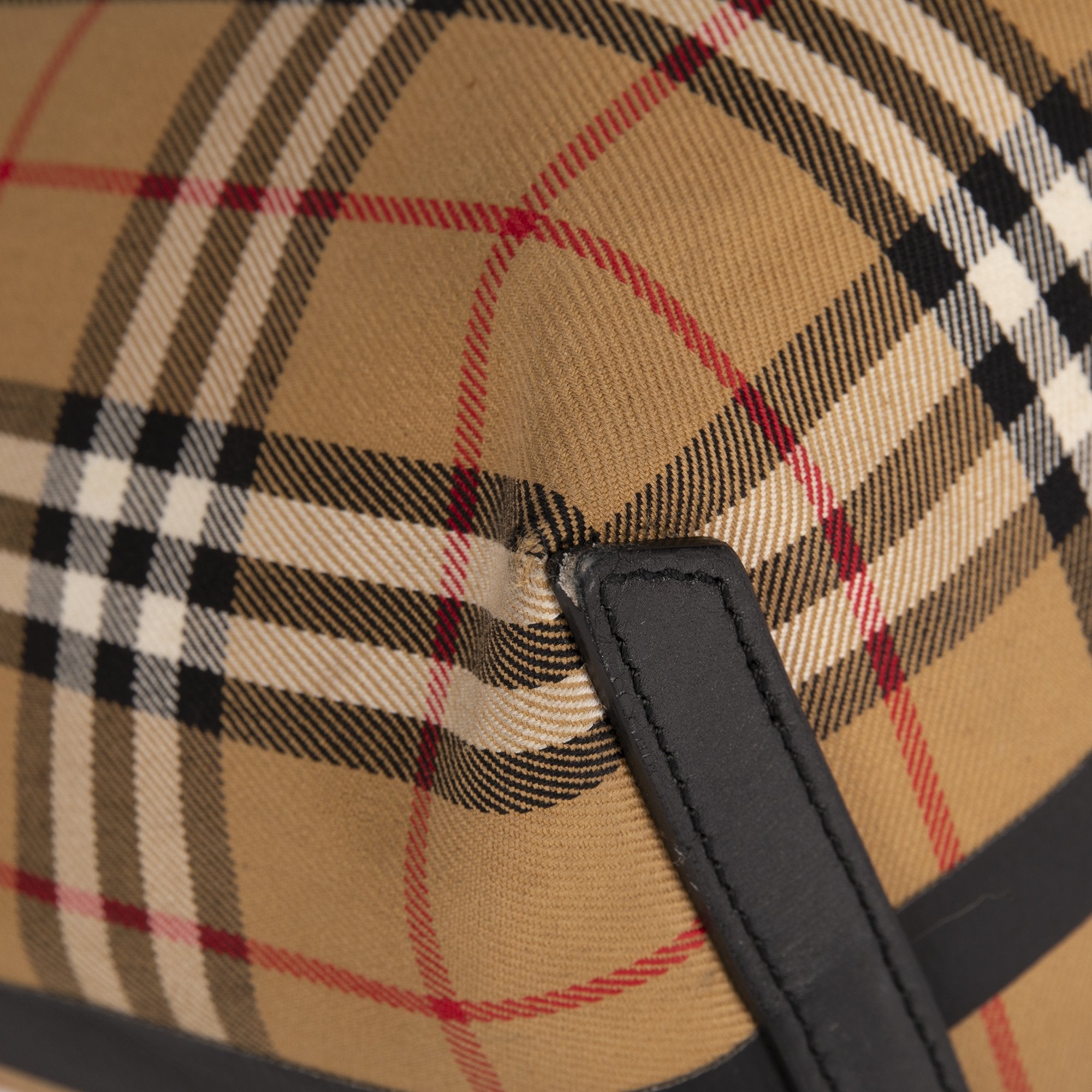 Burberry Vintage Check Medium The Giant Reversible Tote