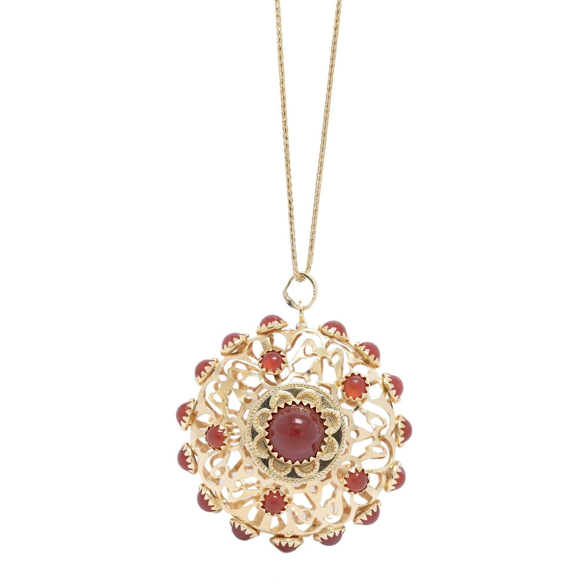 Cabochon Carnelian Pendant Necklace