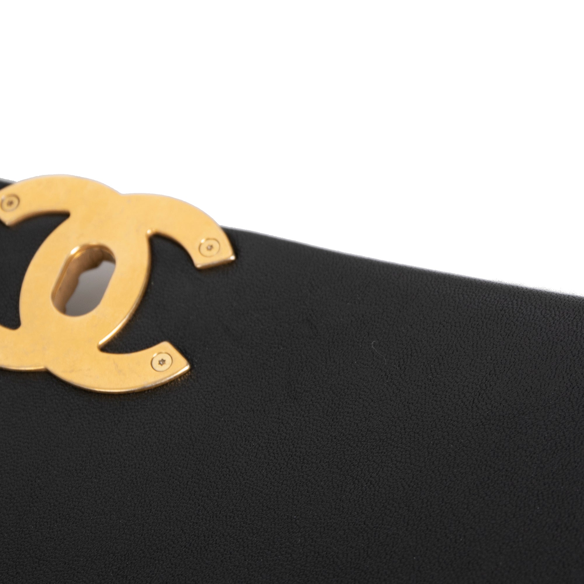 Chanel 2022 Large 19 Flap Bag w/ Box