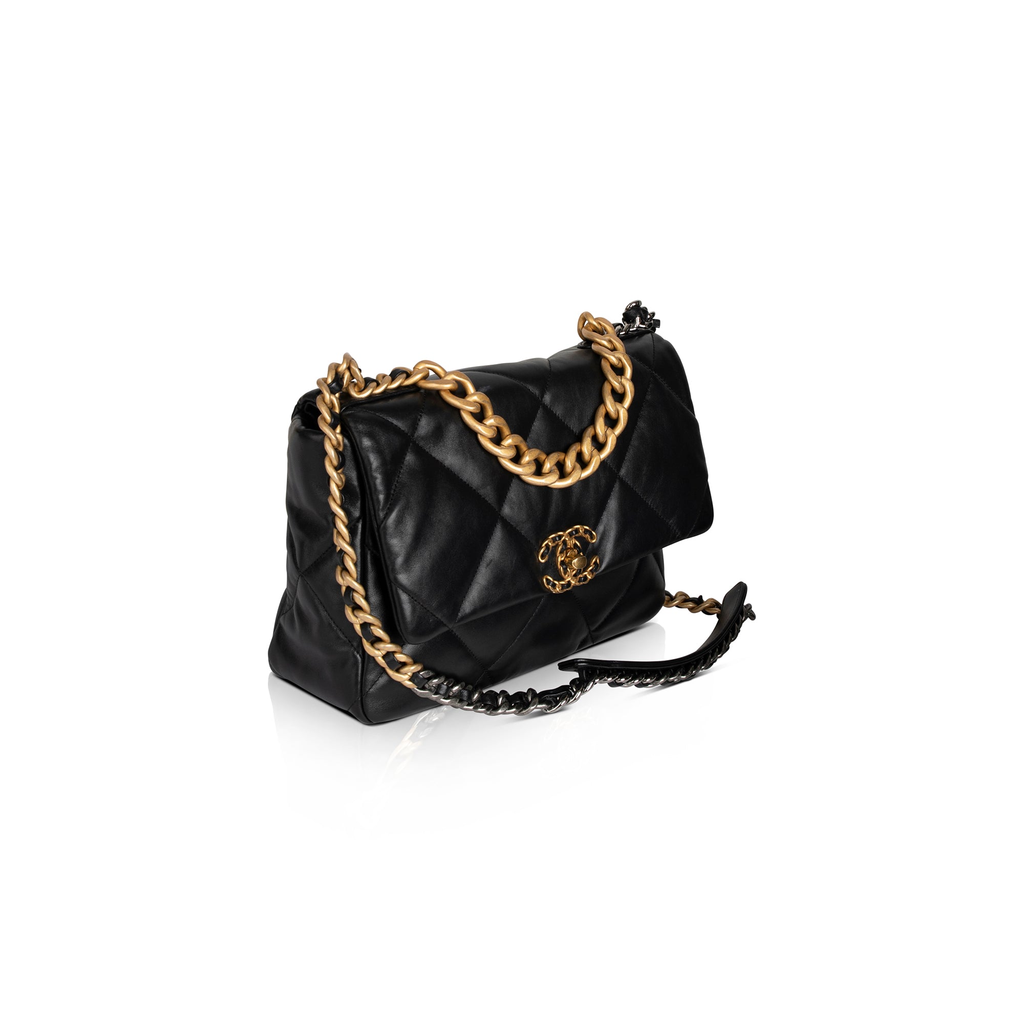 Chanel 2022 Large 19 Flap Bag w/ Box