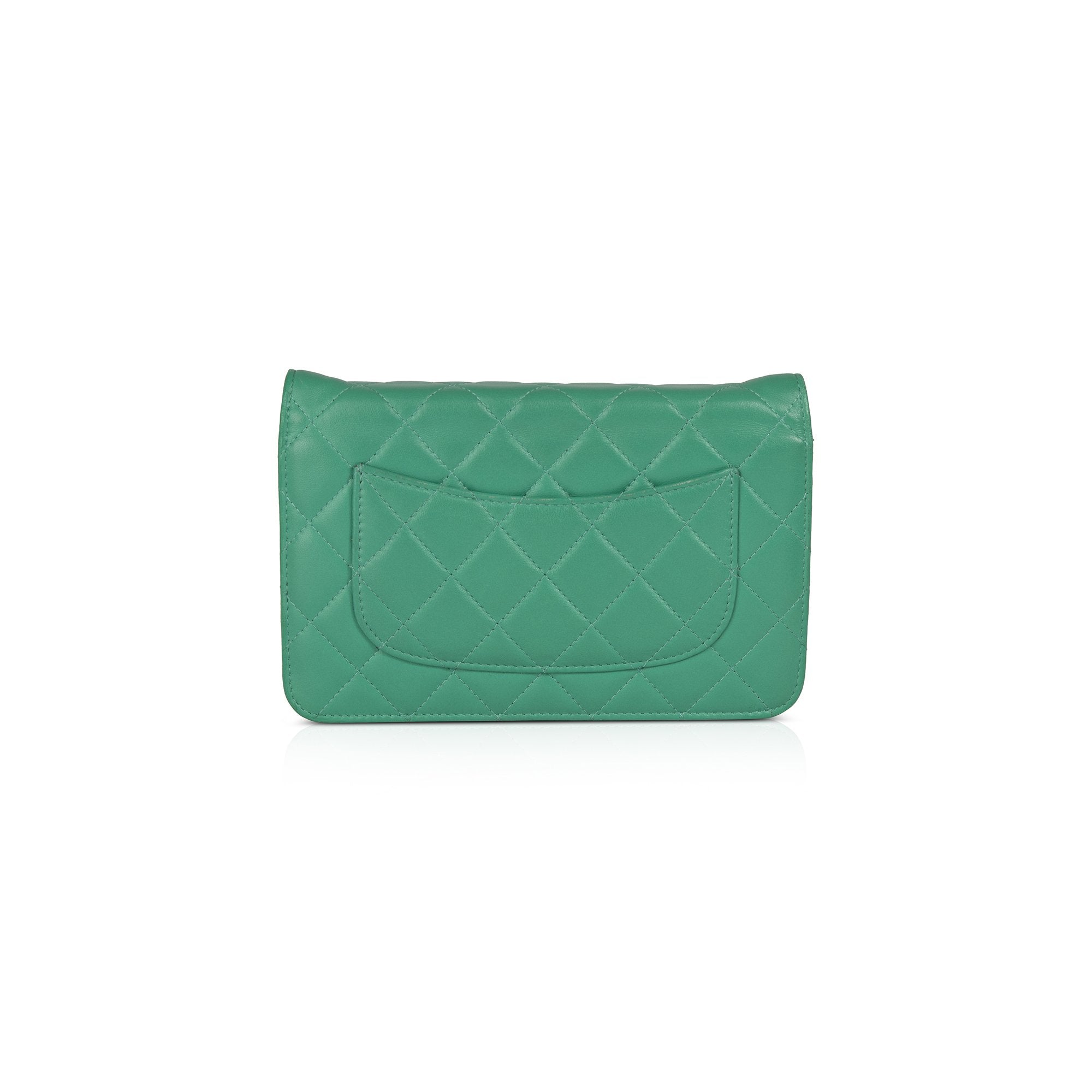 Chanel Classic Wallet on Chain