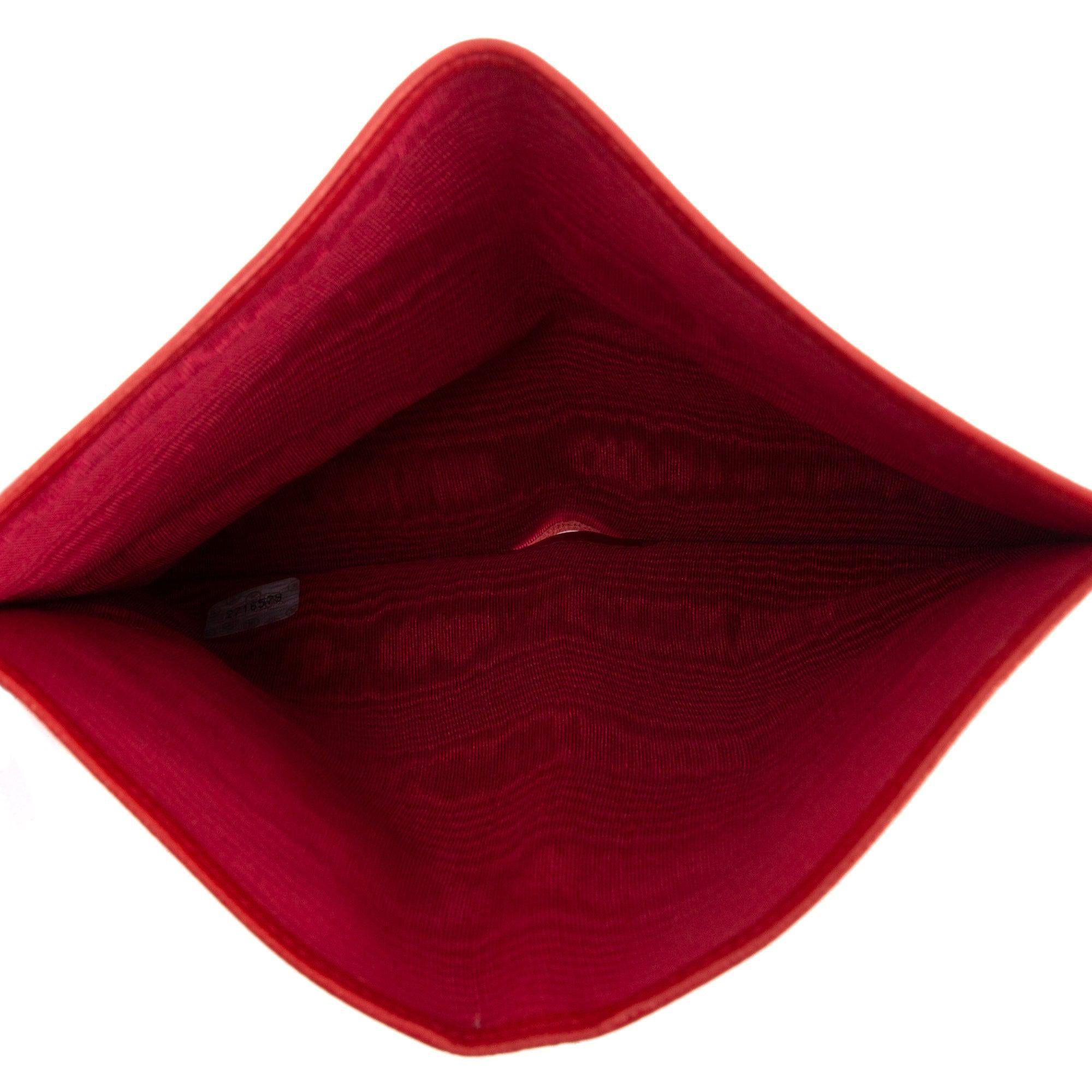 Chanel Red Leather Diamond Stitch Bifold Yen Wallet w/ Authenticity Card