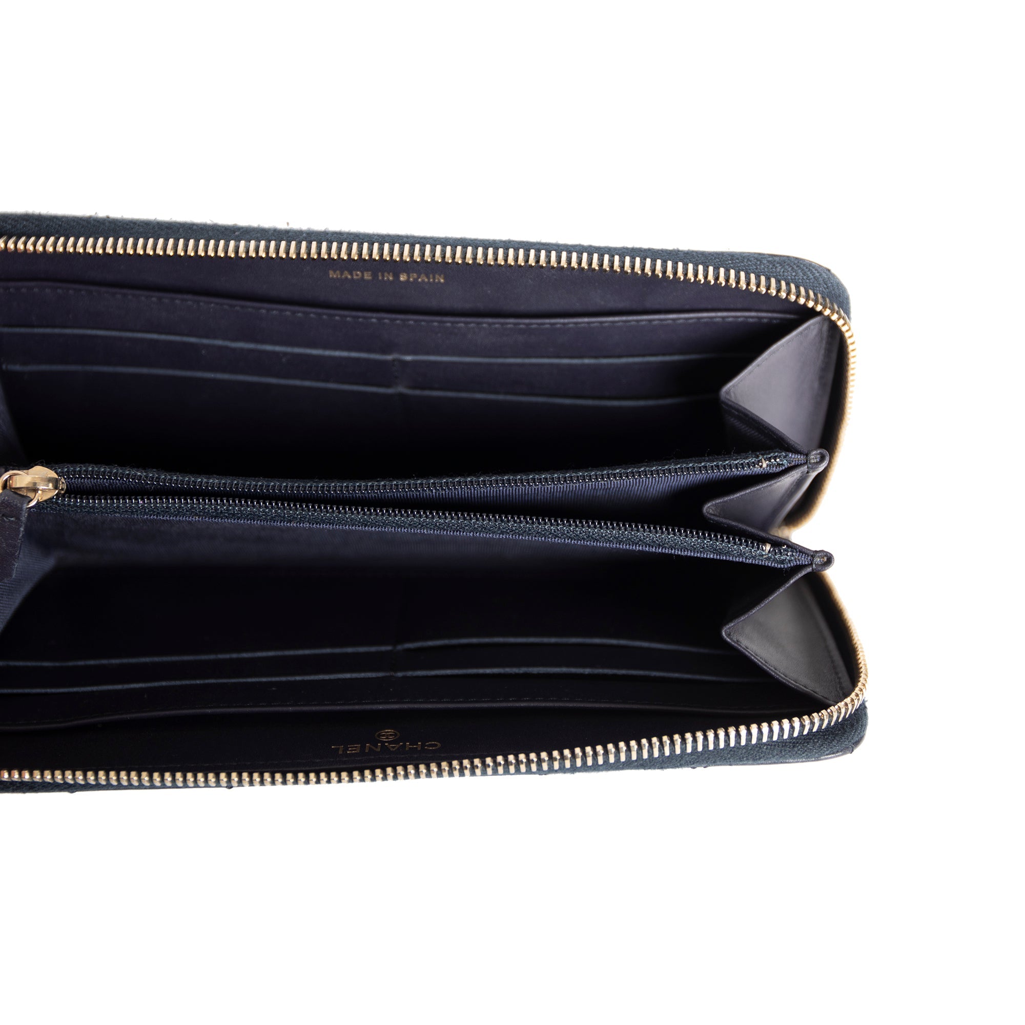 Chanel Reissue Leather Zip Wallet