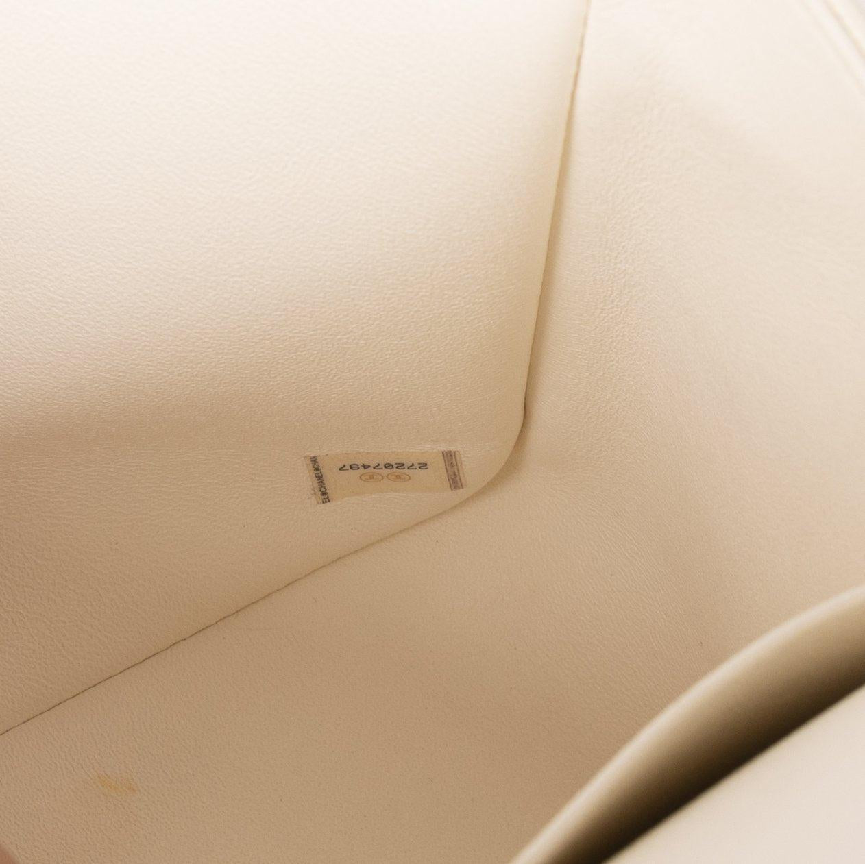 Chanel White Caviar Classic Jumbo Double Flap Bag w/ Box & Authenticity Card