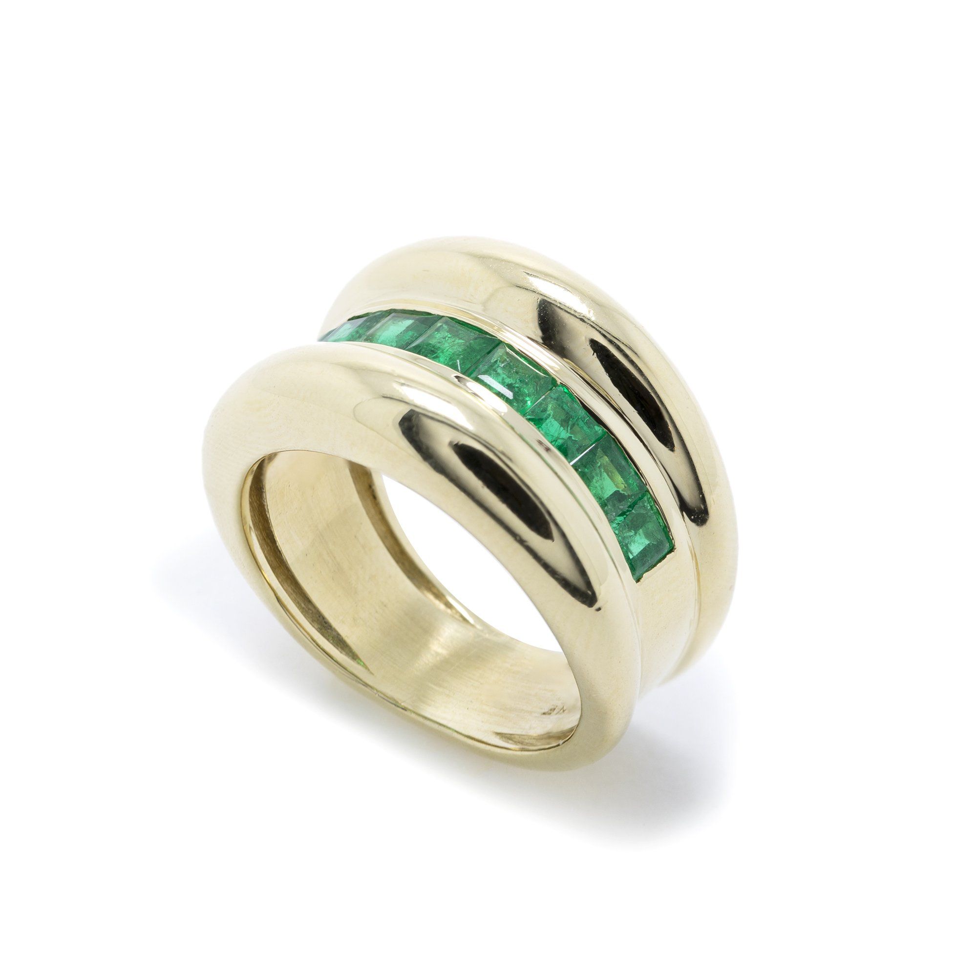 Channel-Set Single Row Emerald Band Ring
