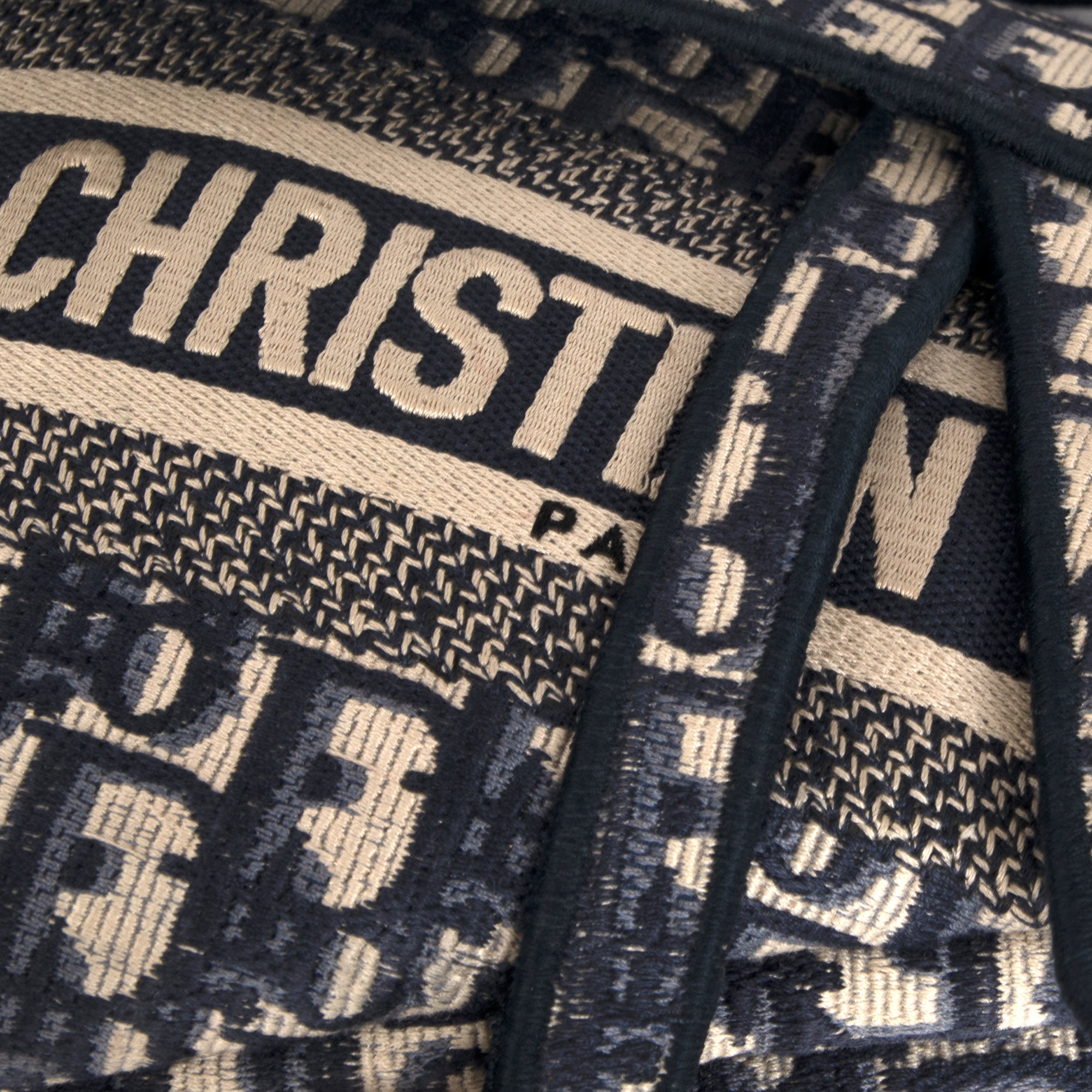 Christian Dior 2020 Embroidery Oblique Saddle Bag w/ Shoulder Strap