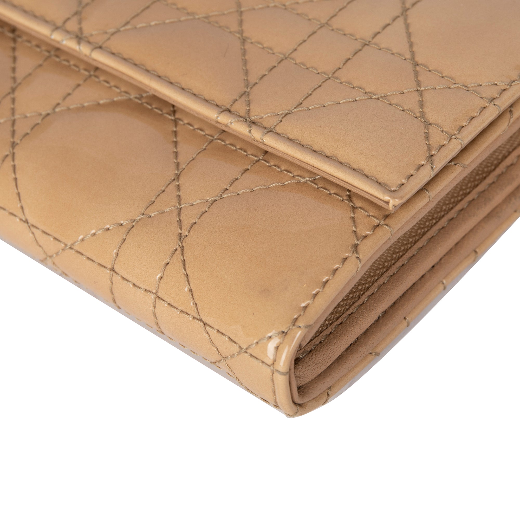 Christian Dior Rendezvous Wallet on Chain