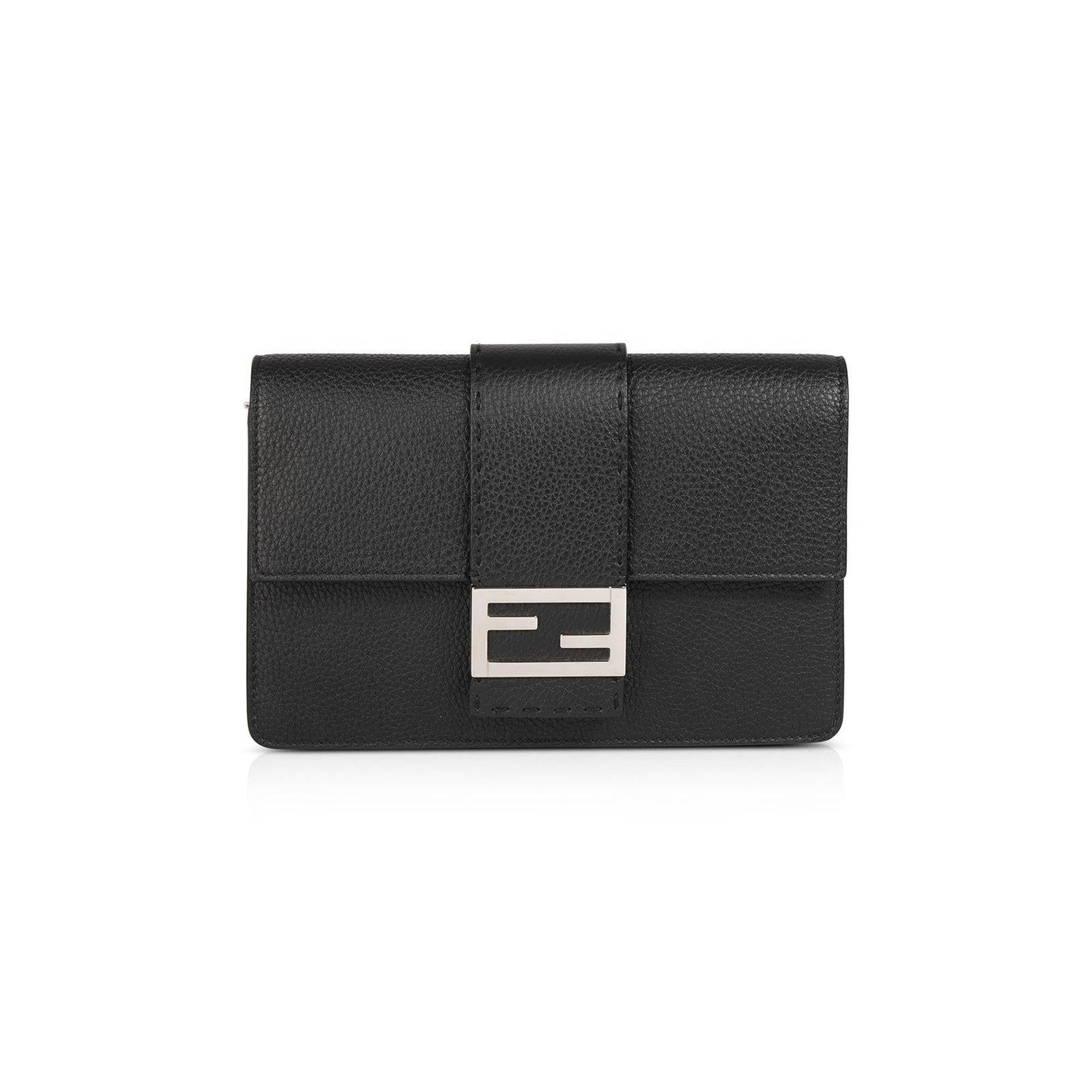 Fendi 2019 Black Calfskin Baguette Clutch