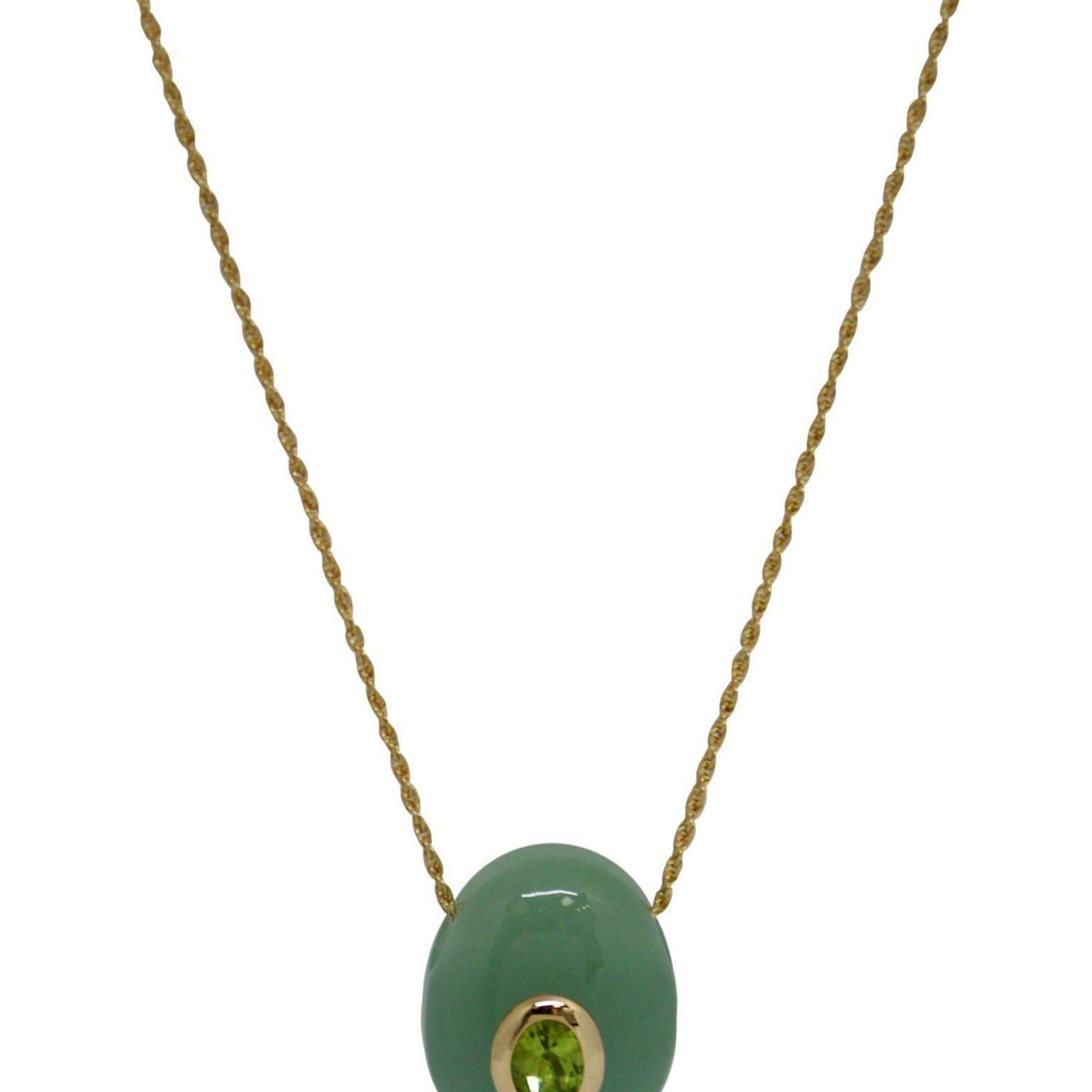 Geen Peridot & Jade Pendant Necklace