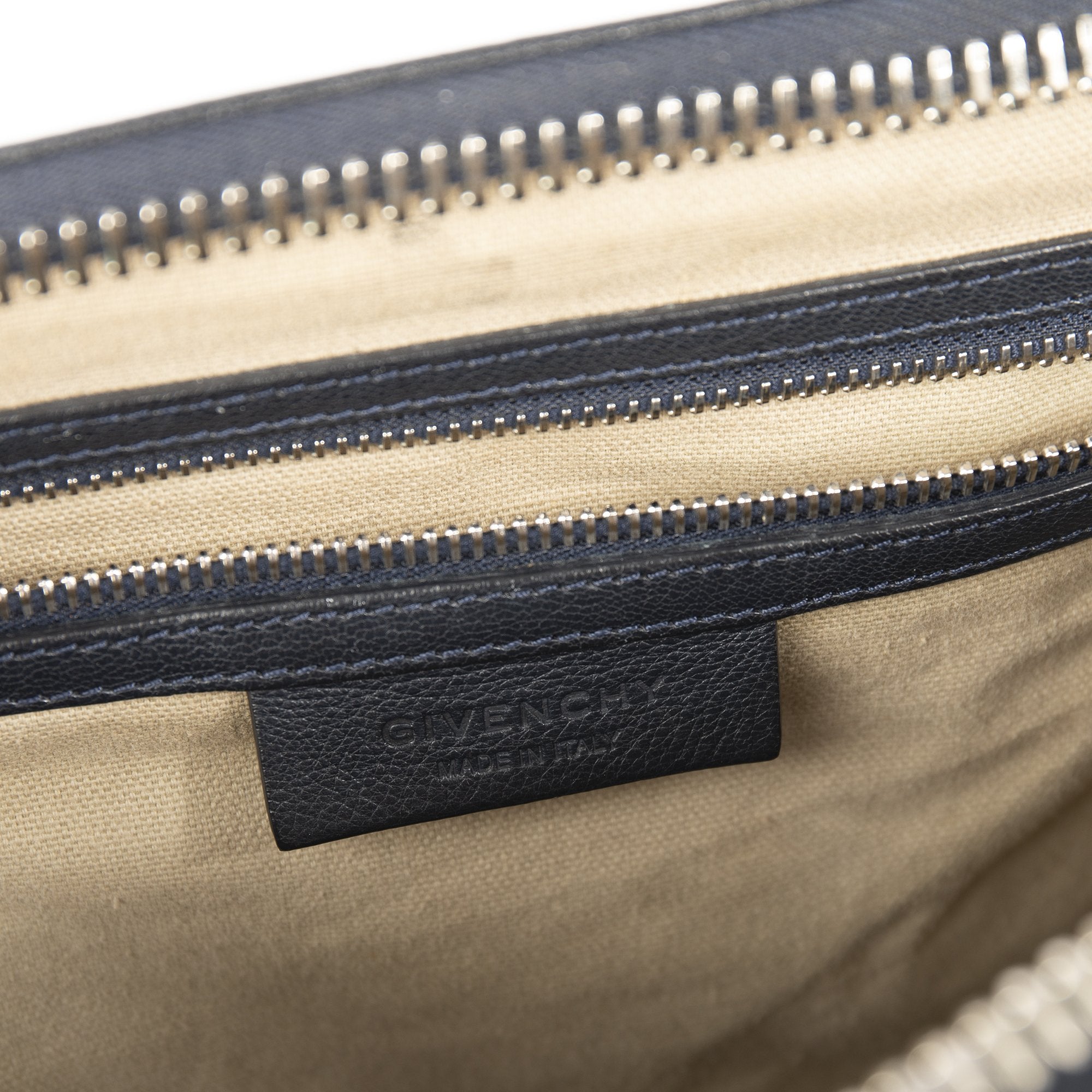 Givenchy Medium Antigona Satchel