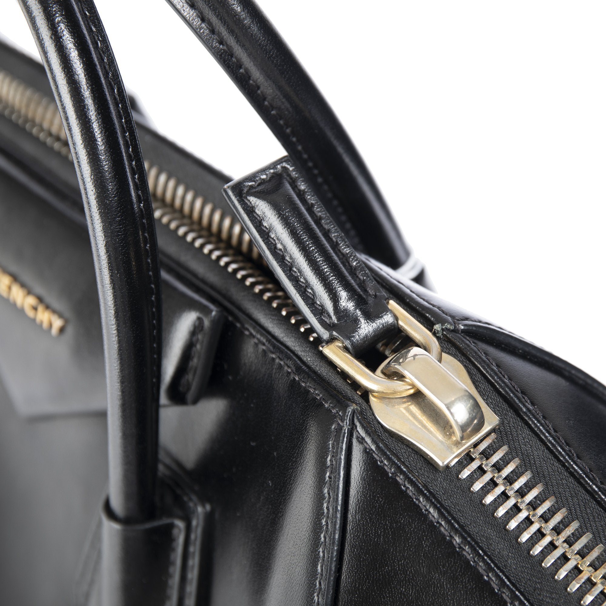 Givenchy Medium Antigona Satchel
