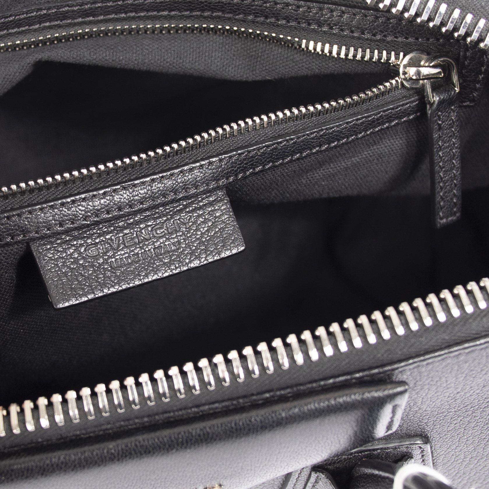 Givenchy Medium Antigona Satchel