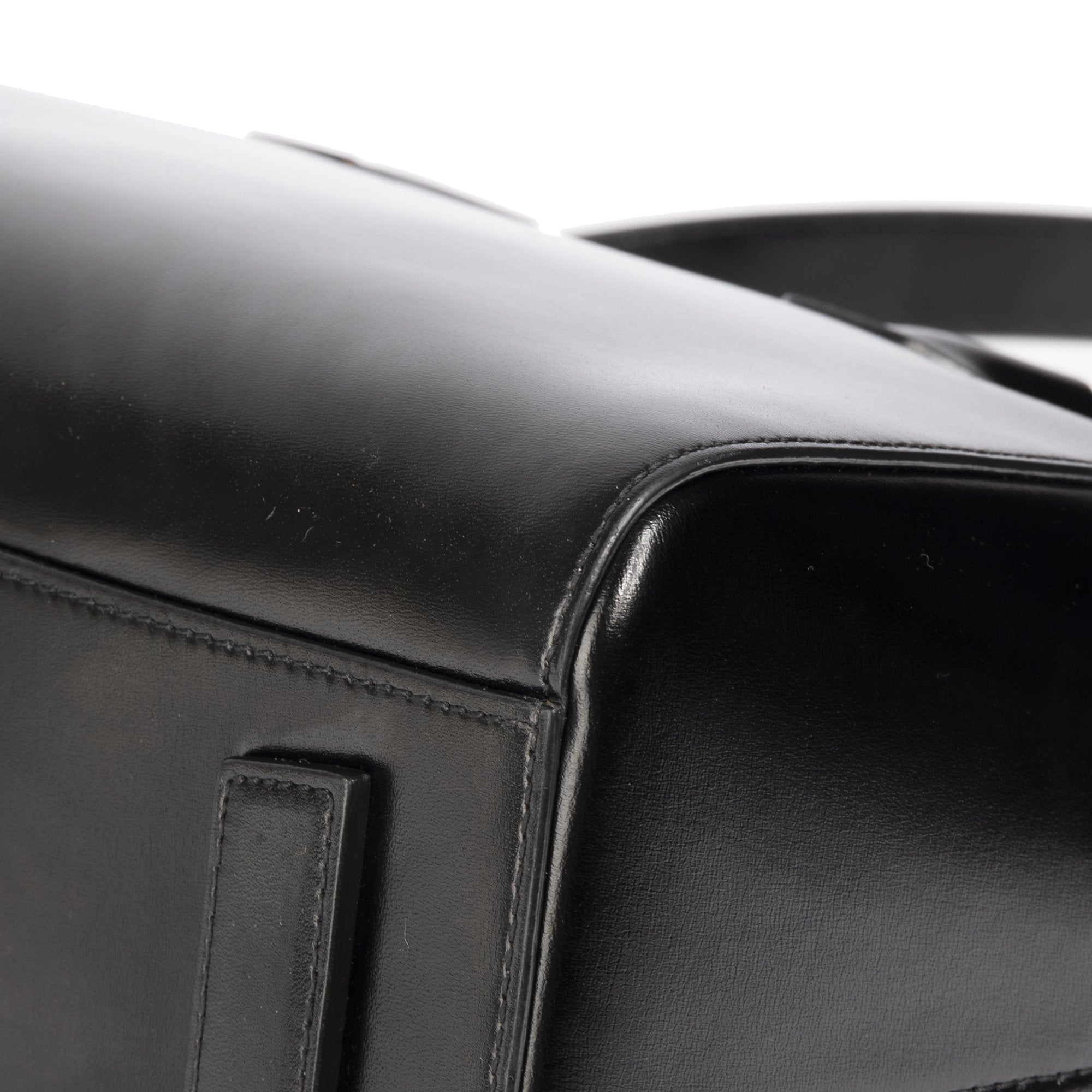 Givenchy Medium Antigona Satchel