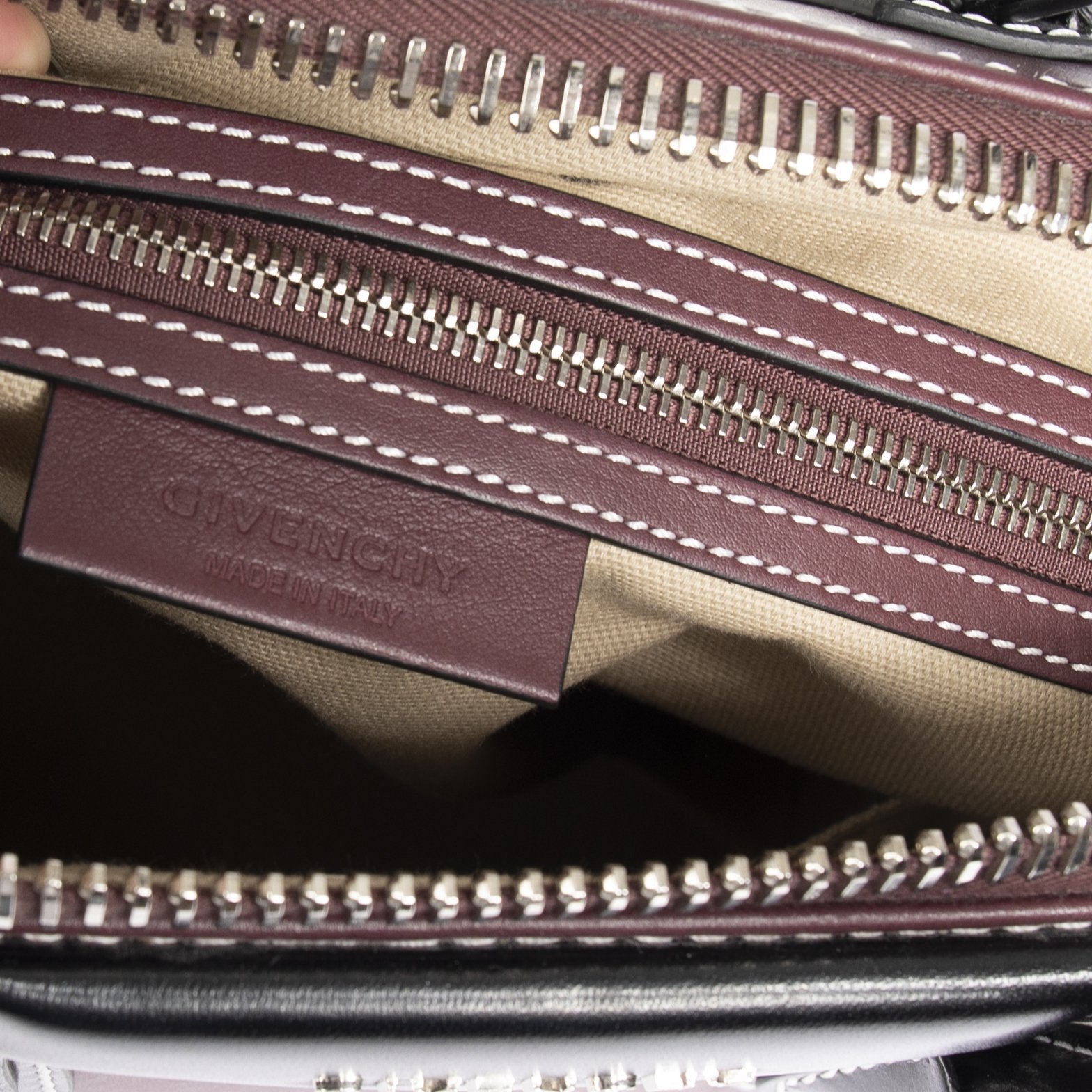 Givenchy Small Antigona Satchel