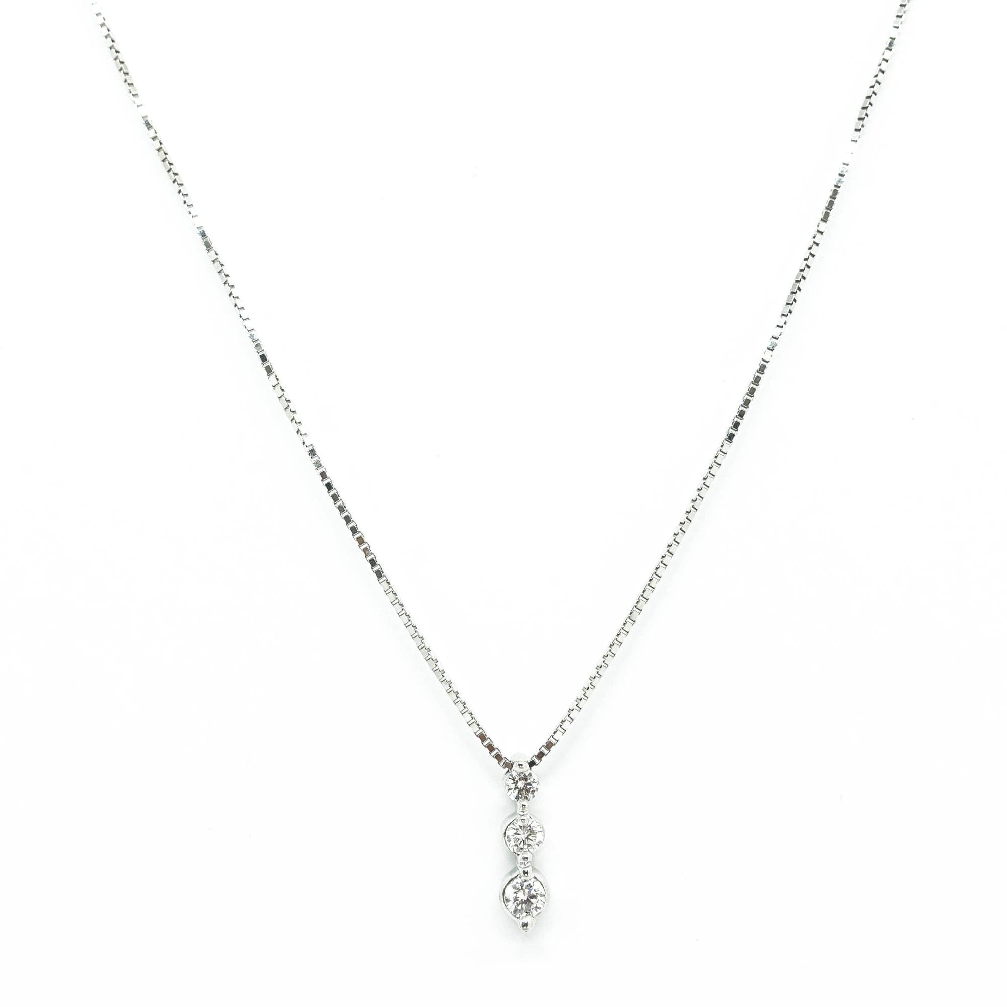 Graduated Diamond Drop Pendant Necklace