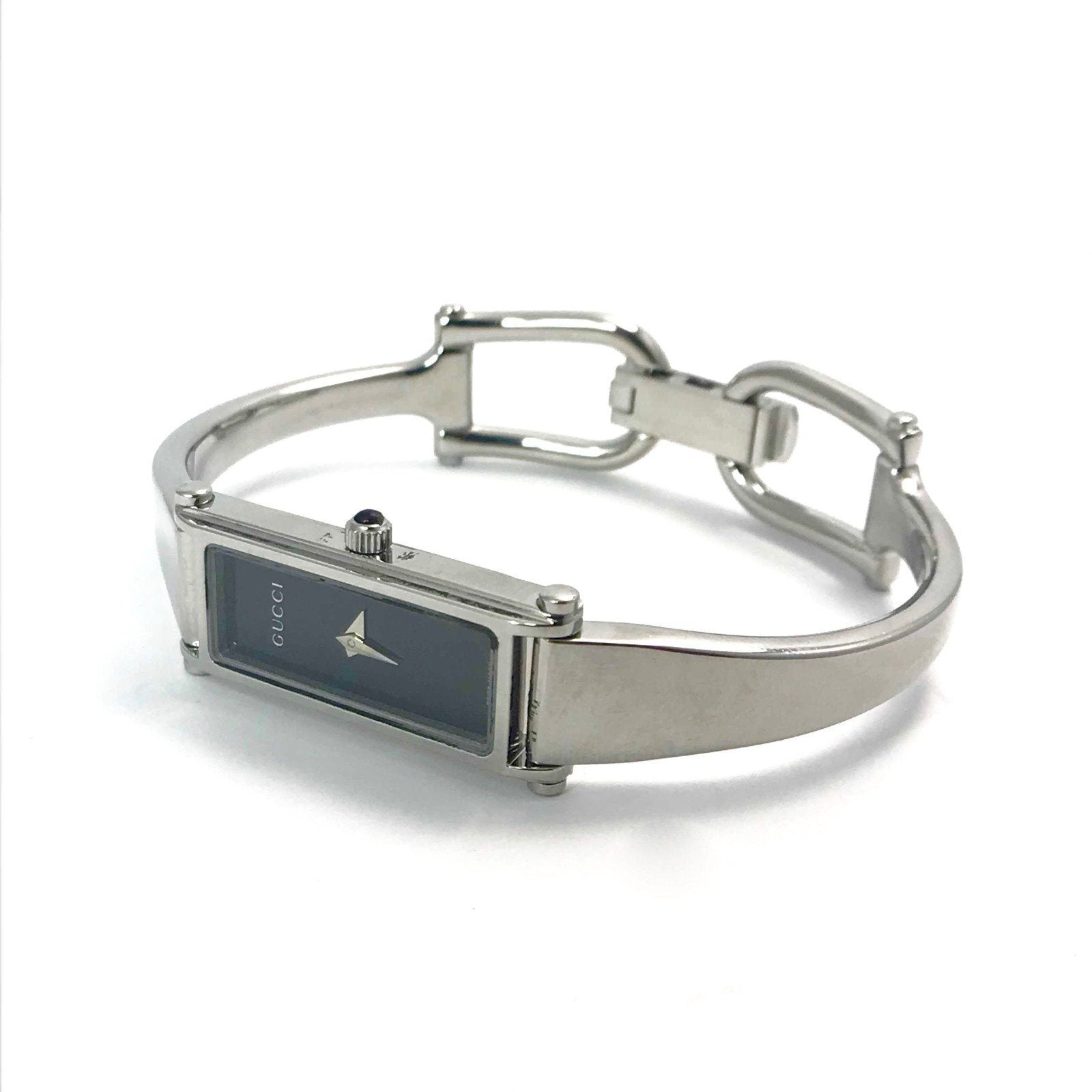 Gucci 1500 L Quartz Wrist Watch in Stainless Steel