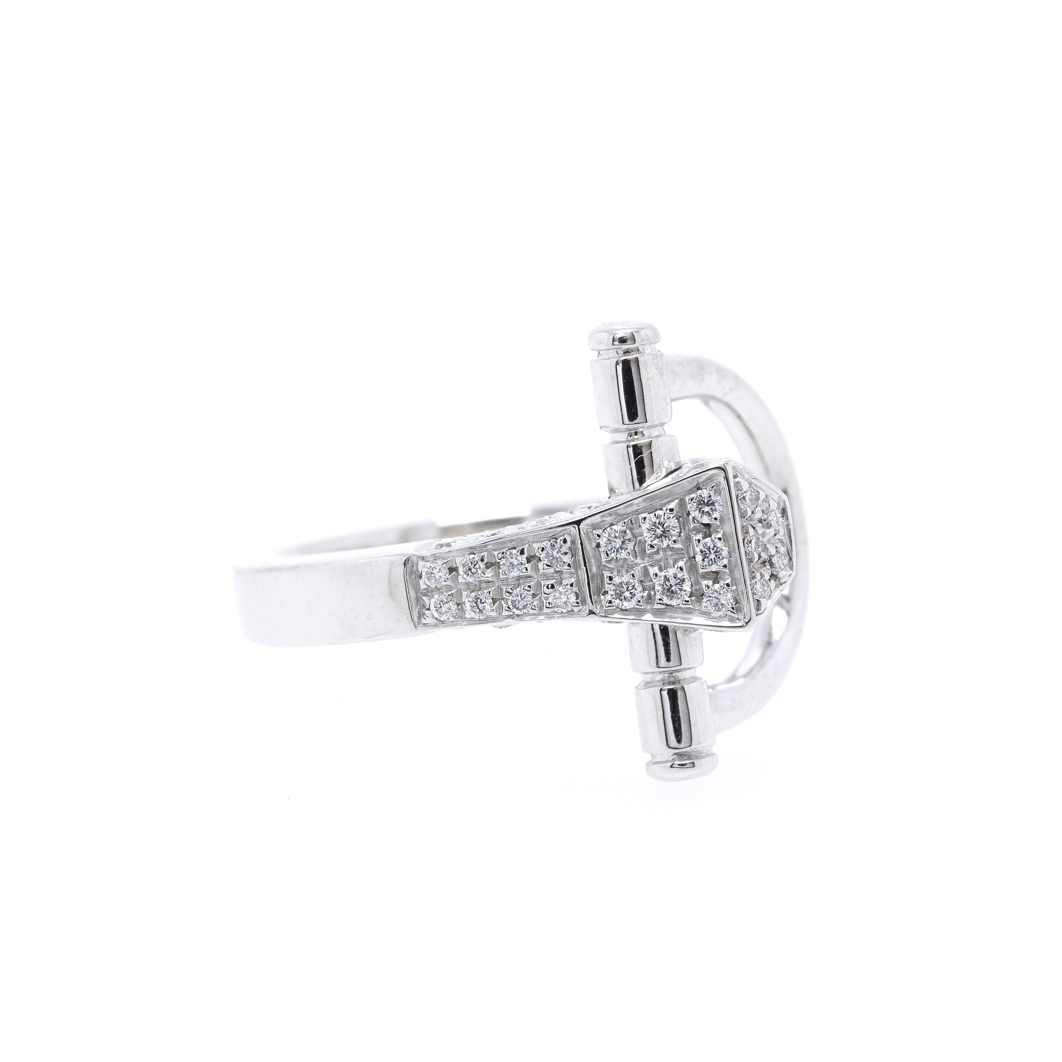 Gucci 18k White Gold Horsebit Cocktail Ring