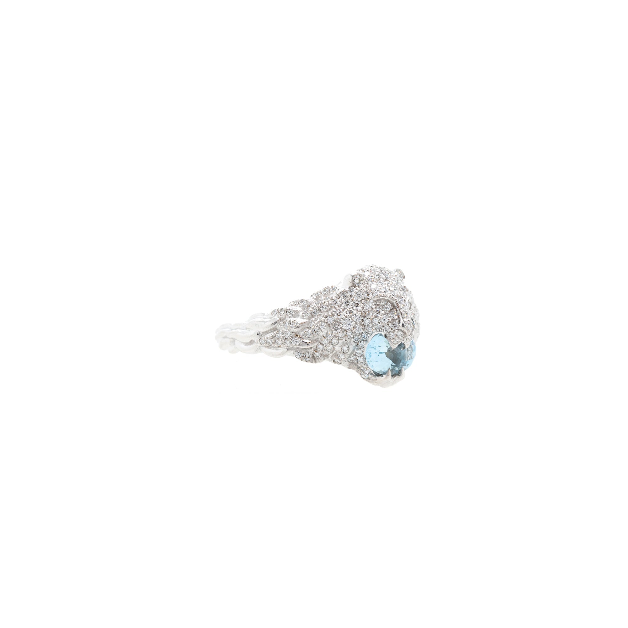 Gucci 18k White Gold Lion Head Ring with Aquamarine & Diamonds