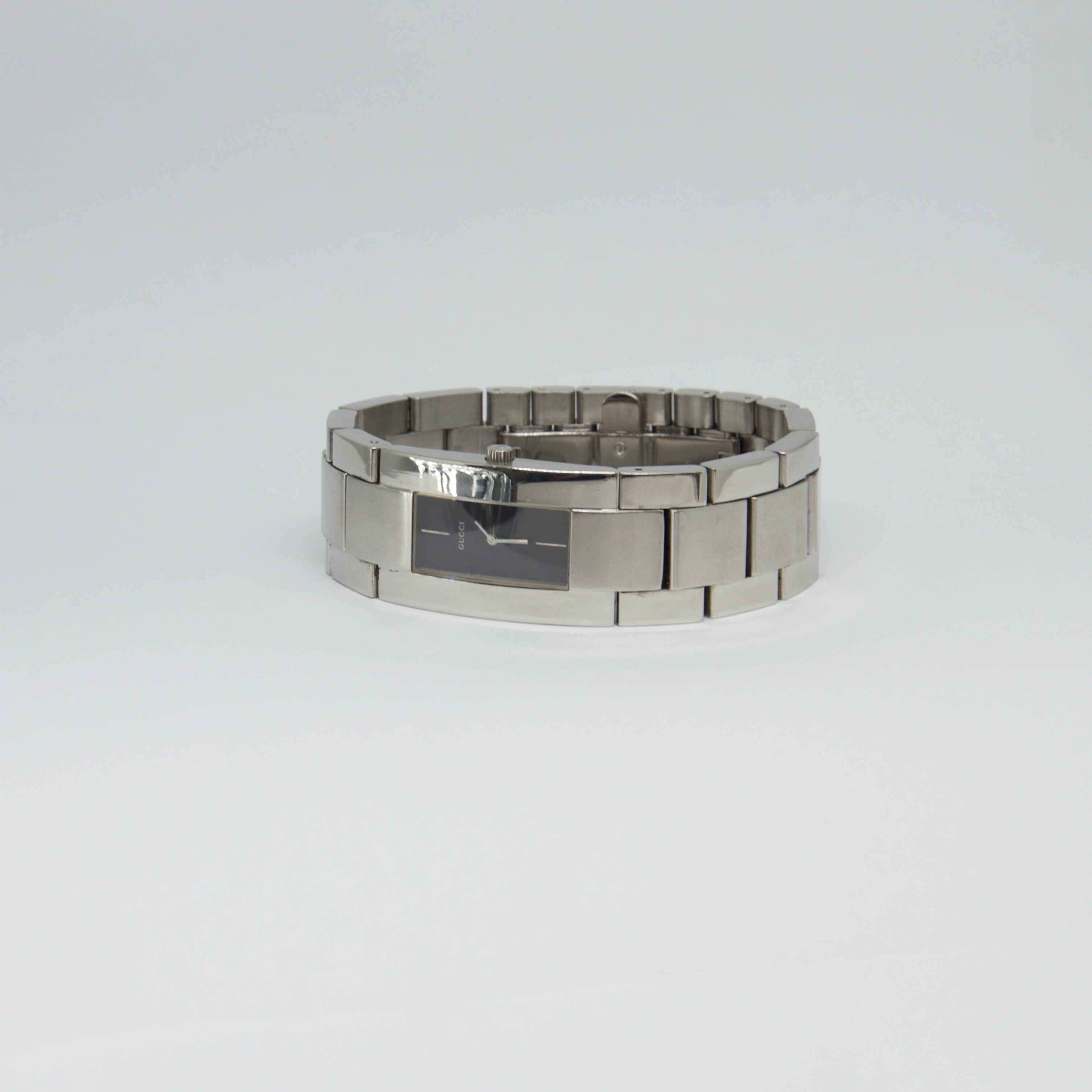 Gucci 4600M Watch