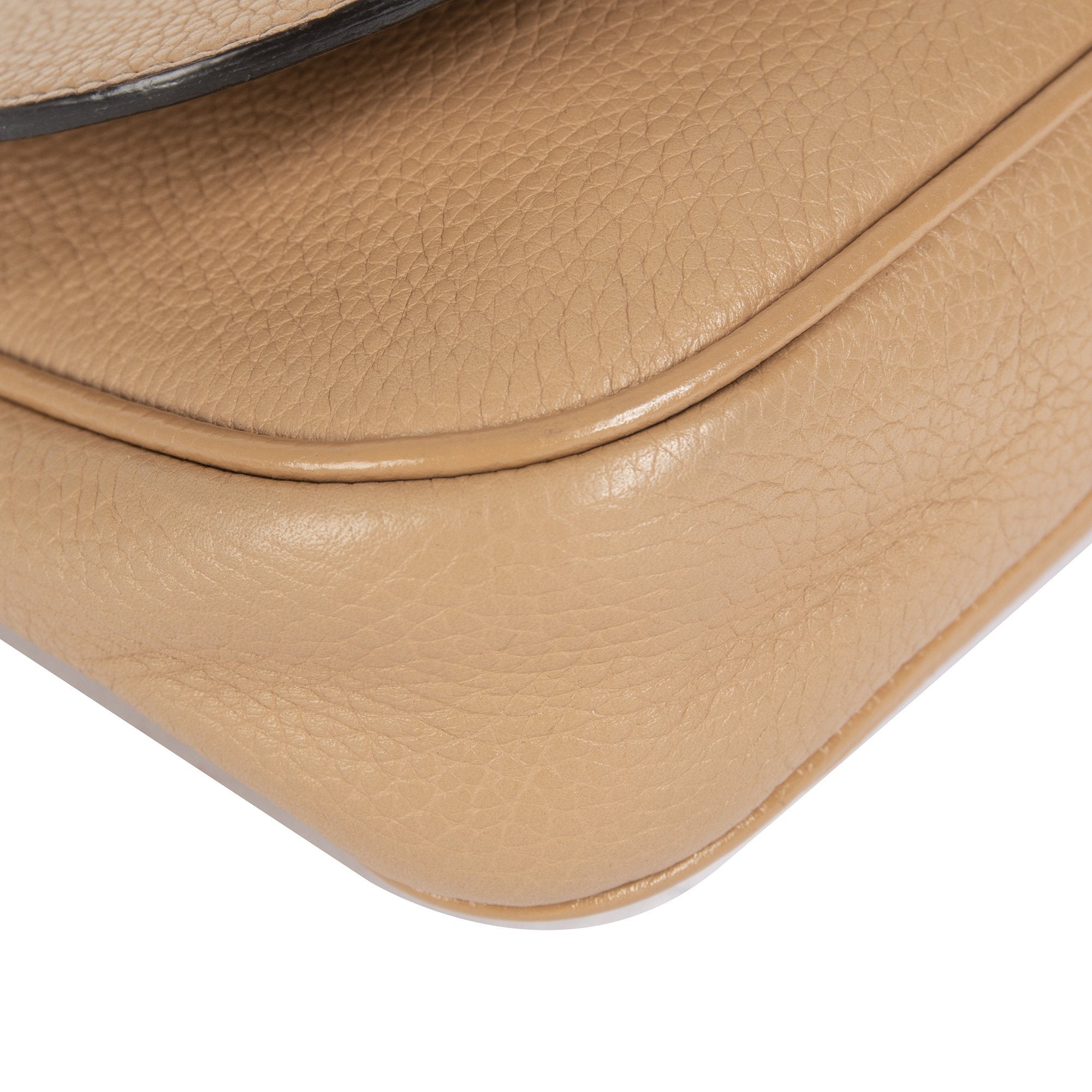 Gucci Beige Soho Chain Crossbody Bag