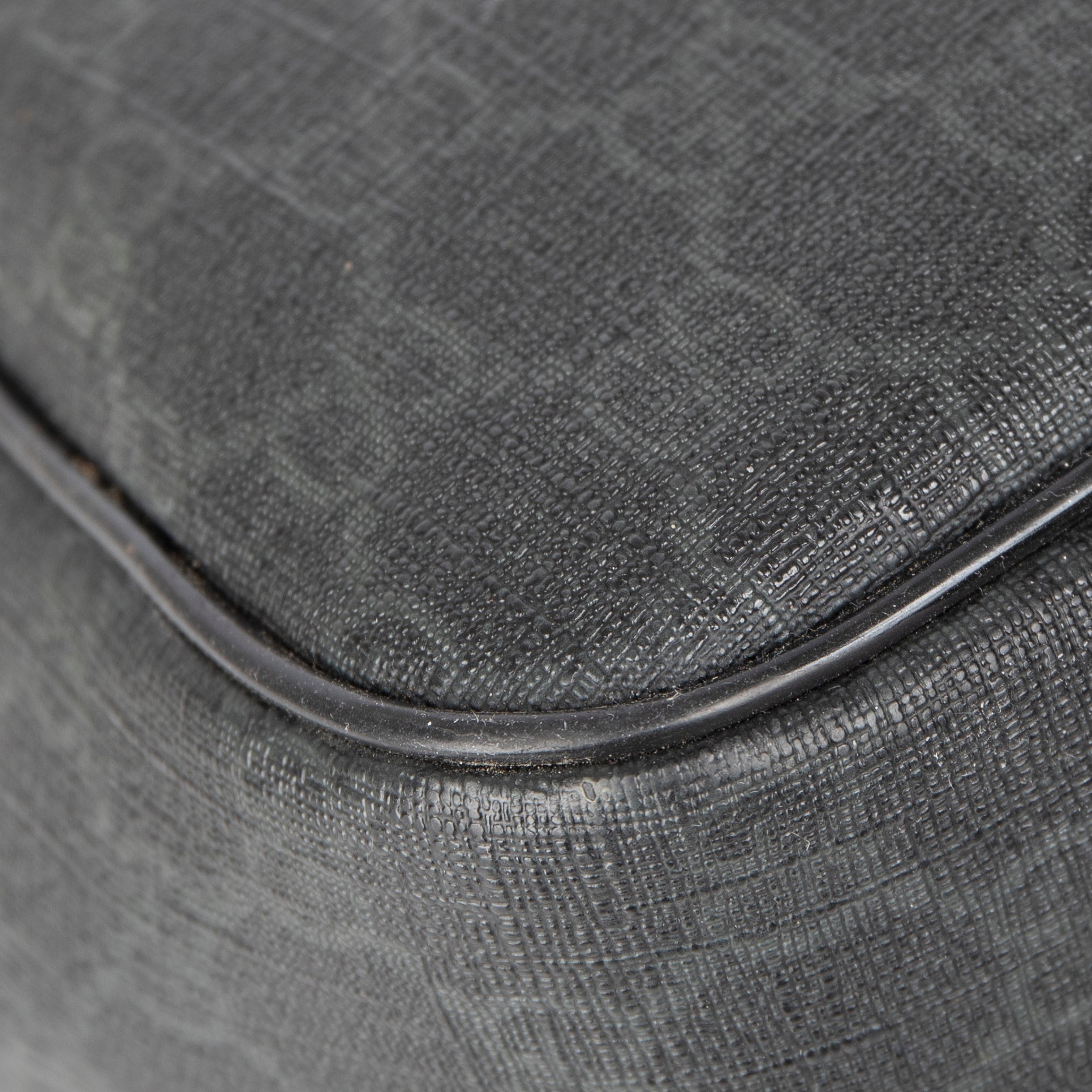 Gucci Black GG Supreme Messenger Bag