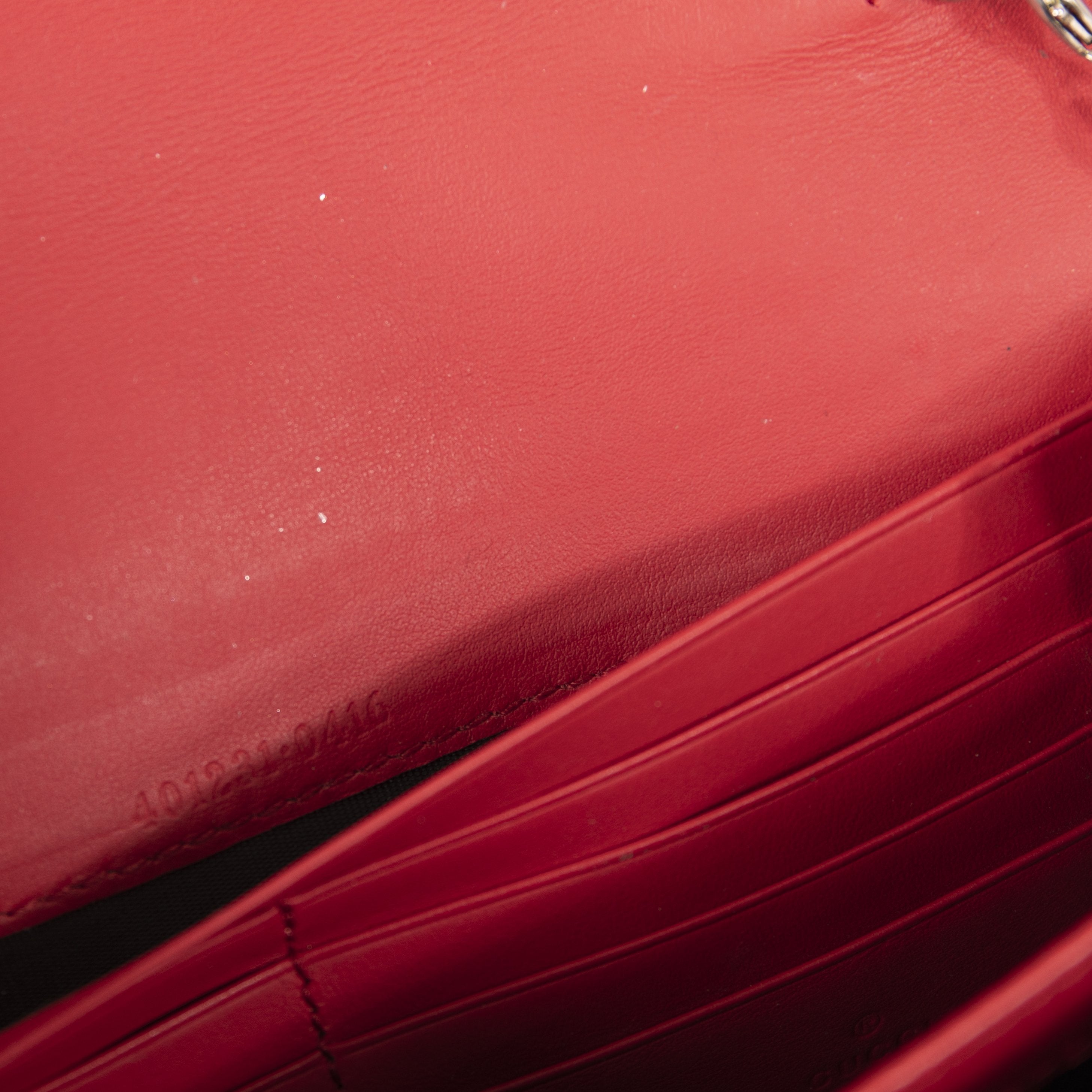 Gucci Dionysus GG Supreme Wallet on Chain