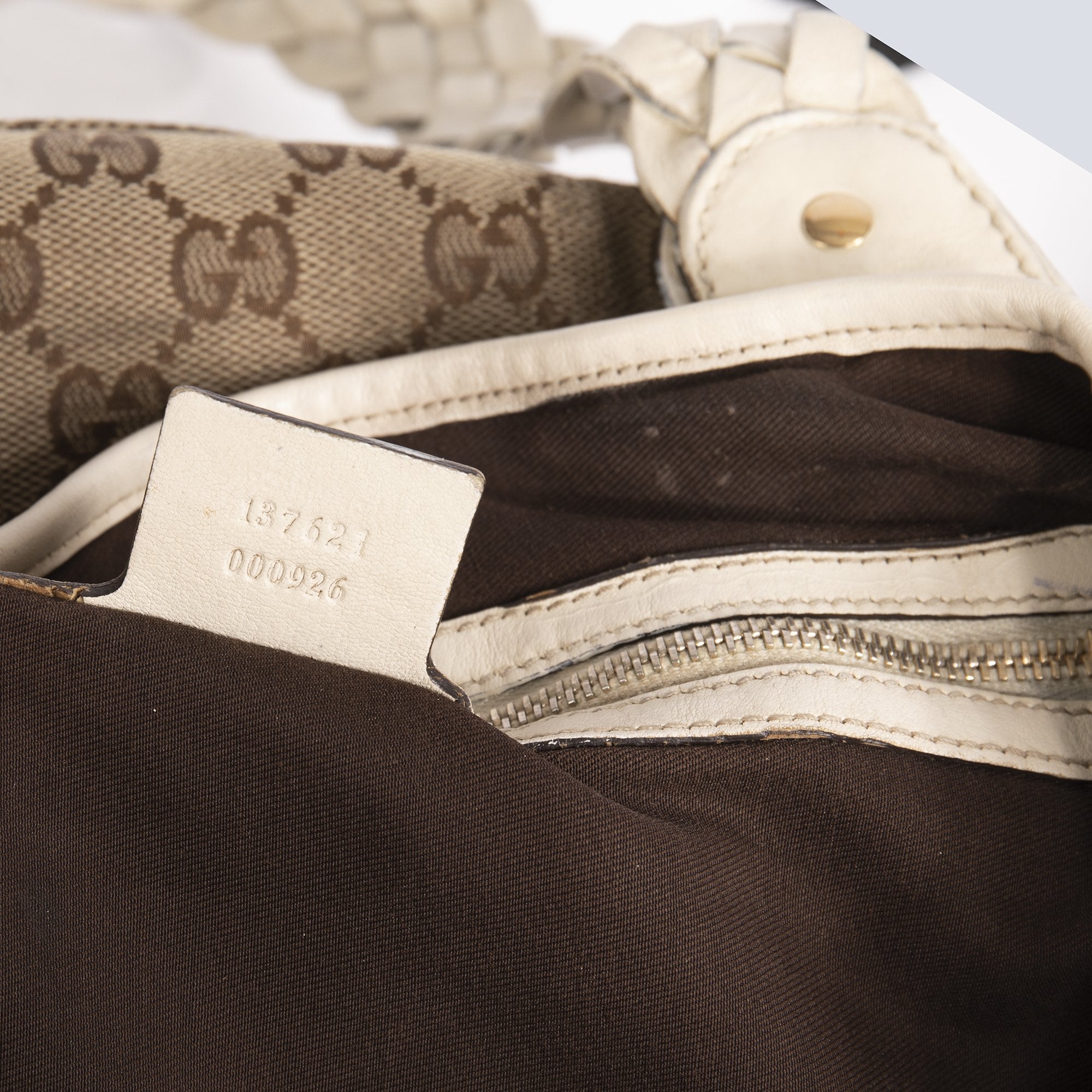 Gucci GG Canvas Medium Pelham Tote