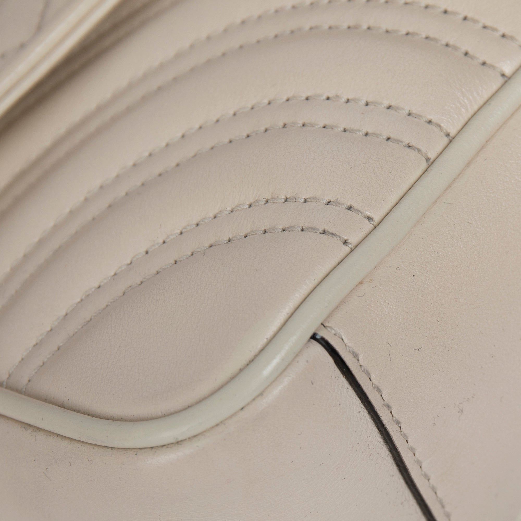 Gucci GG Marmont Matelasse Mini Bag