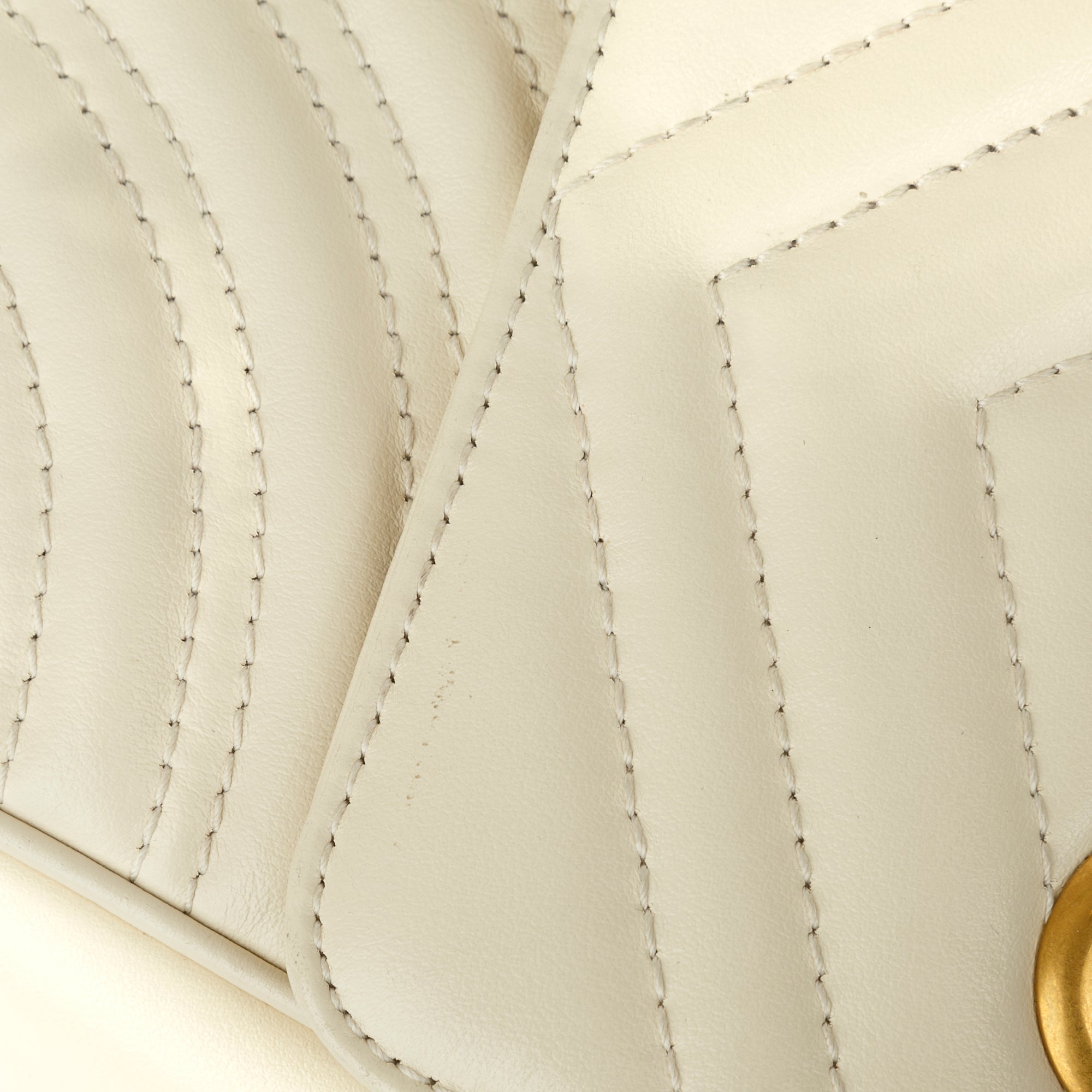 Gucci GG Marmont Matelasse Small Shoulder Bag