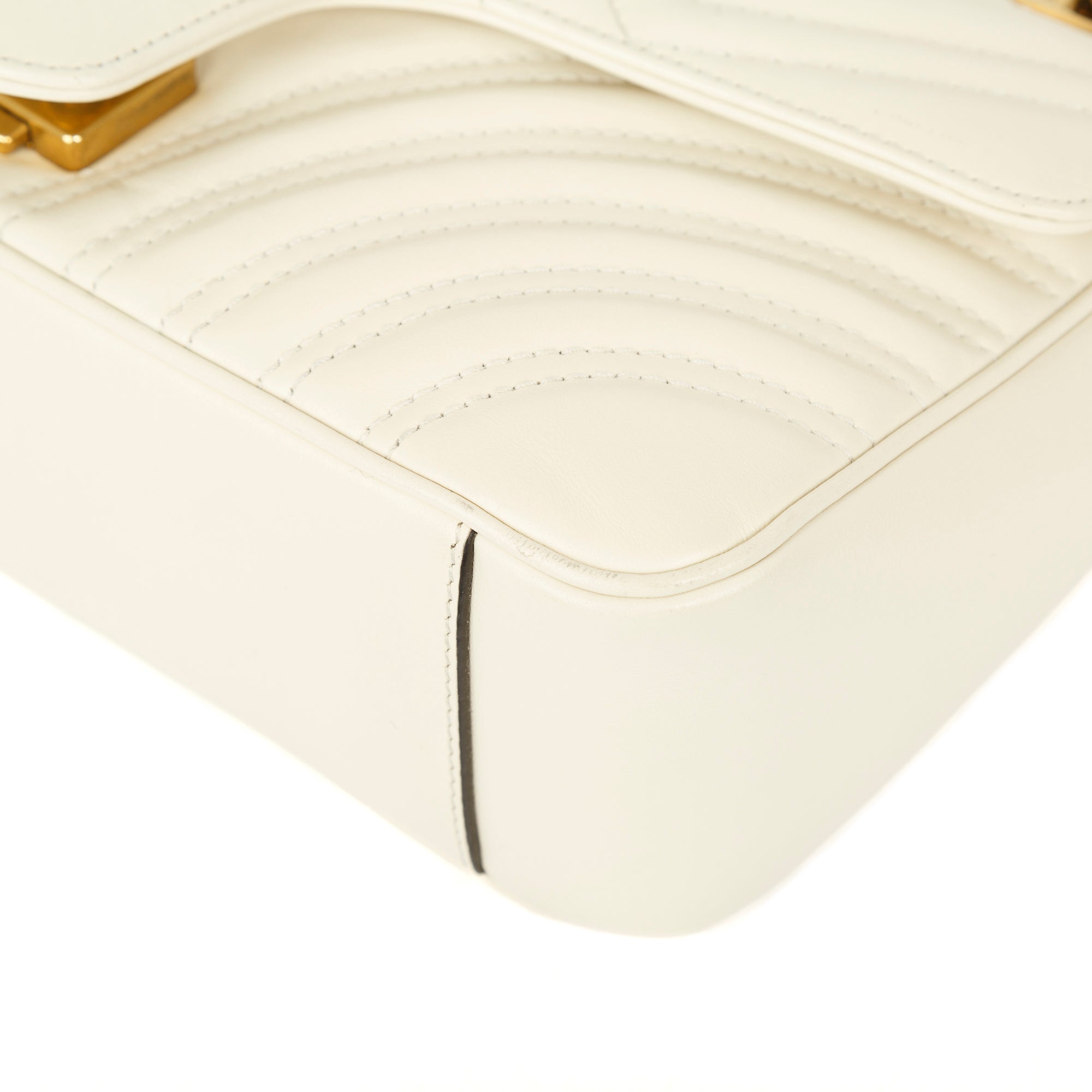 Gucci GG Marmont Matelasse Small Shoulder Bag