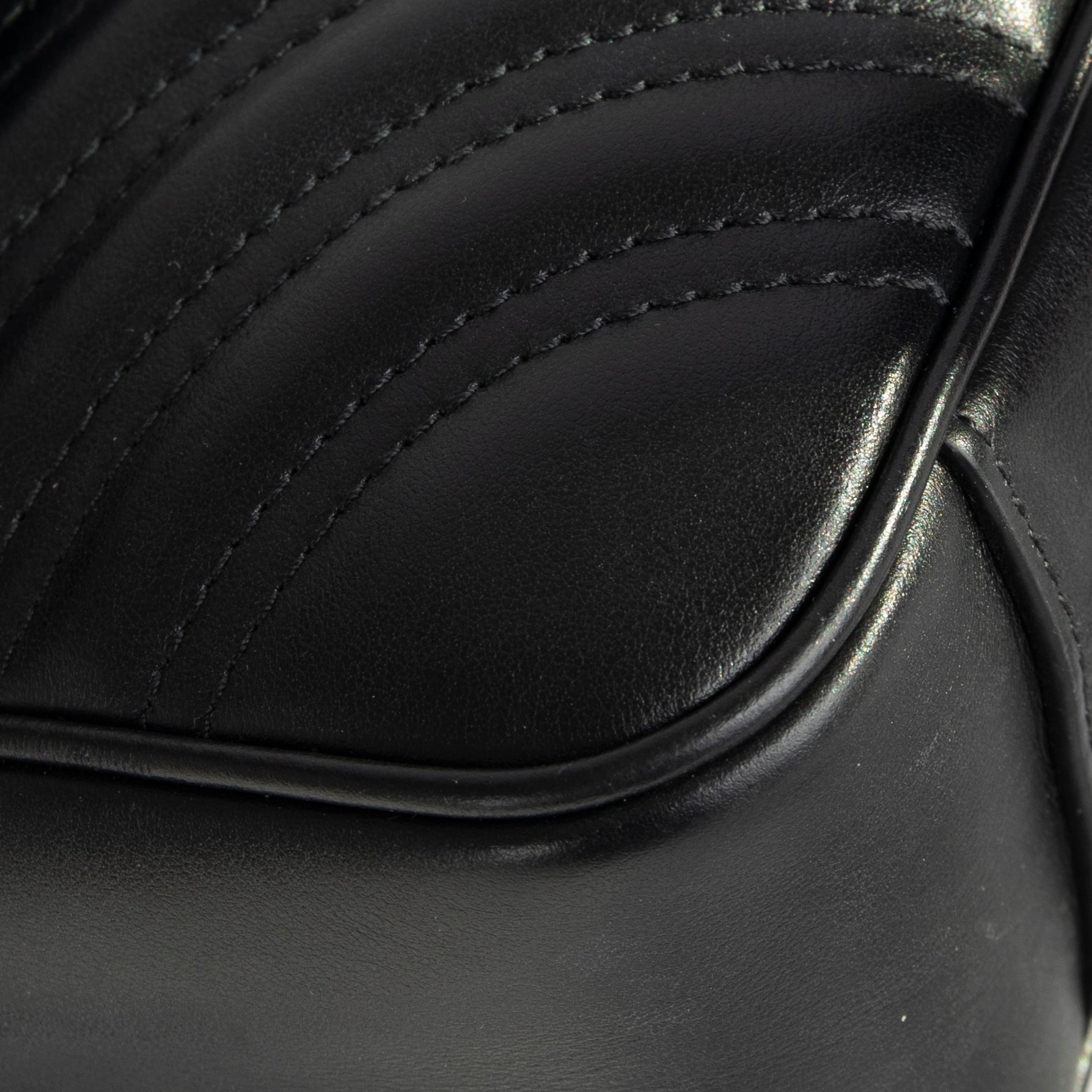 Gucci GG Marmont Matelasse Small Shoulder Bag