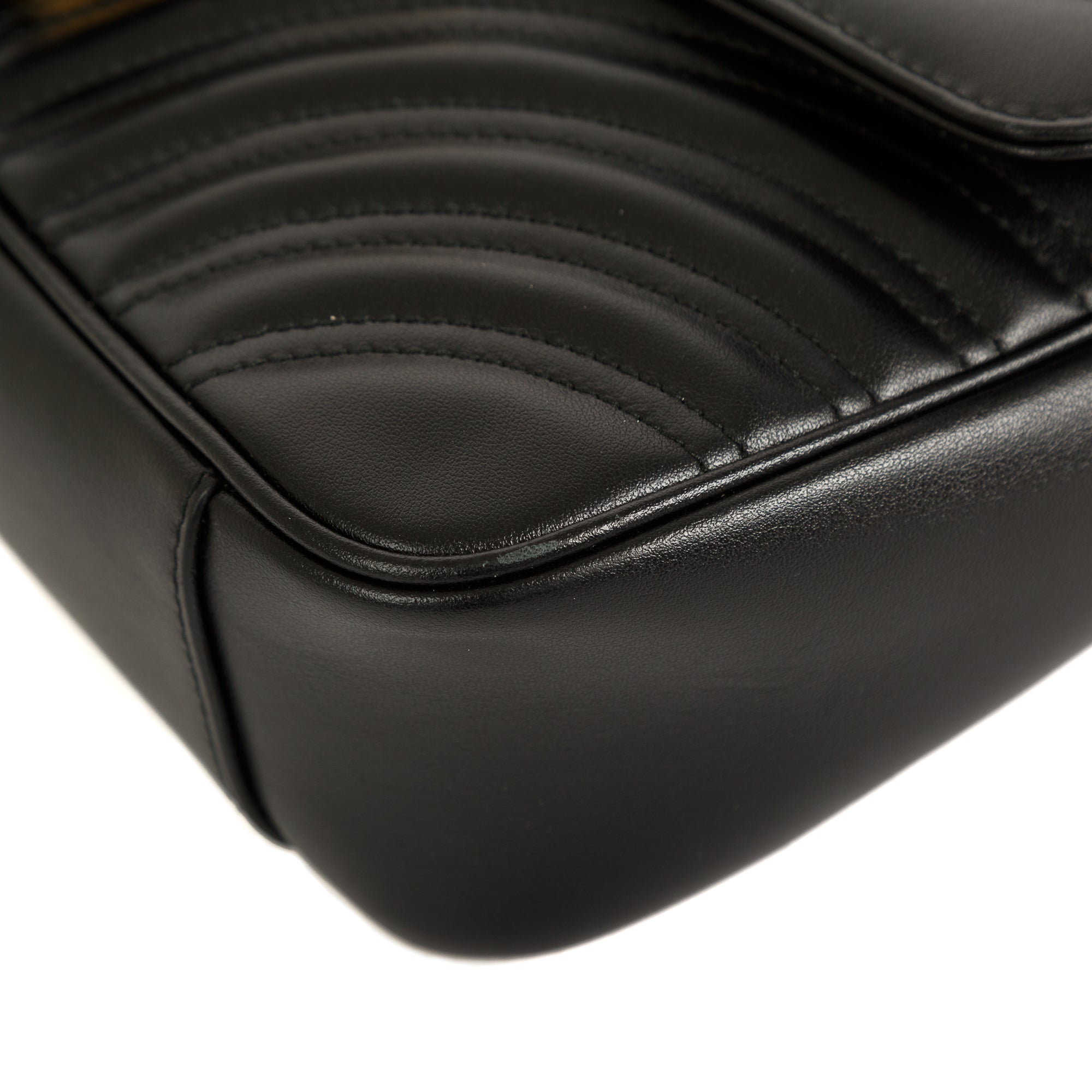 Gucci GG Marmont Matelasse Small Shoulder Bag w/ Box