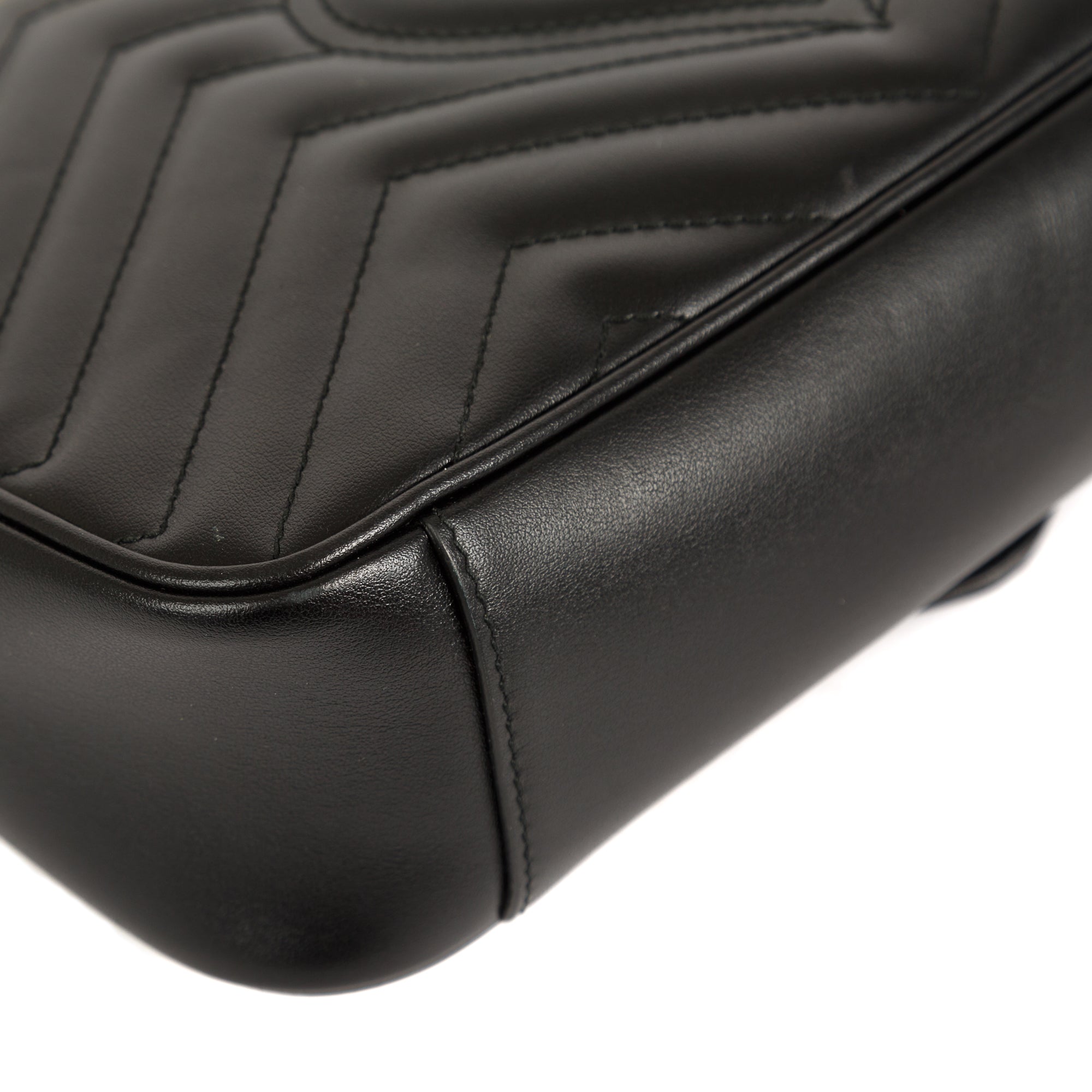 Gucci GG Marmont Matelasse Small Shoulder Bag w/ Box