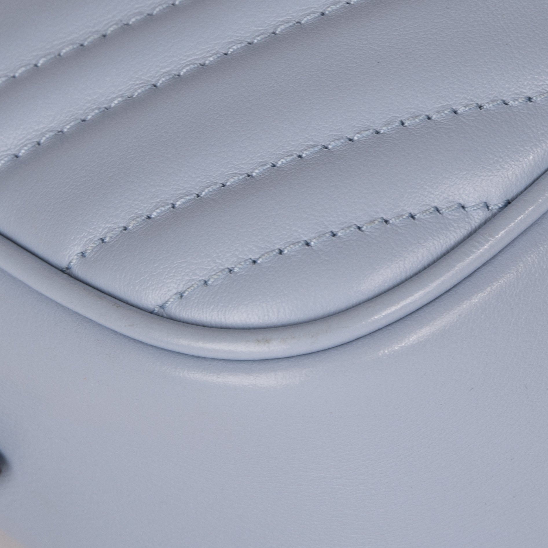 Gucci GG Marmont Matelasse Small Shoulder Bag w/ Box