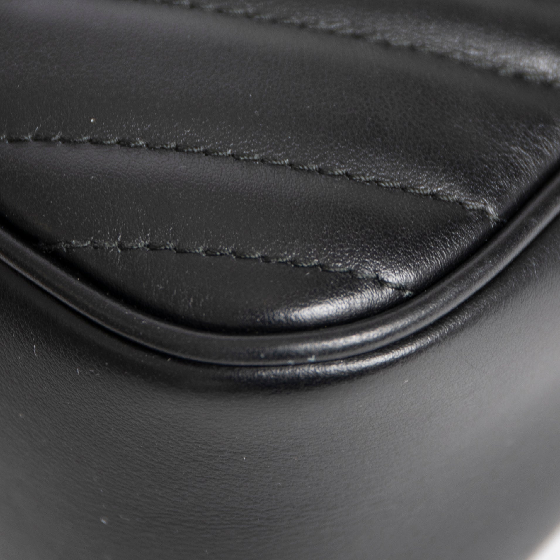 Gucci GG Marmont Matelasse Small Shoulder Bag w/ Box