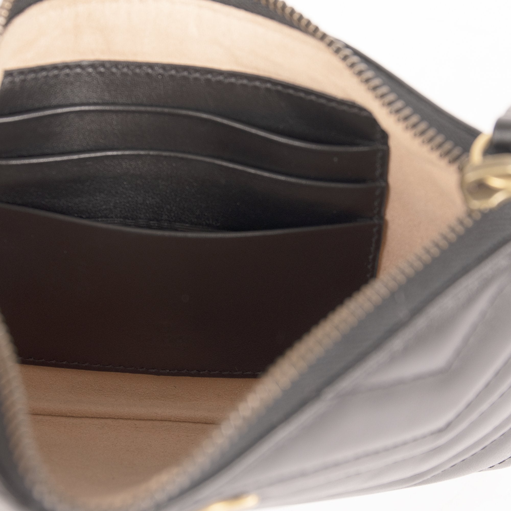 Gucci GG Marmont Matelasse Wrist Wallet