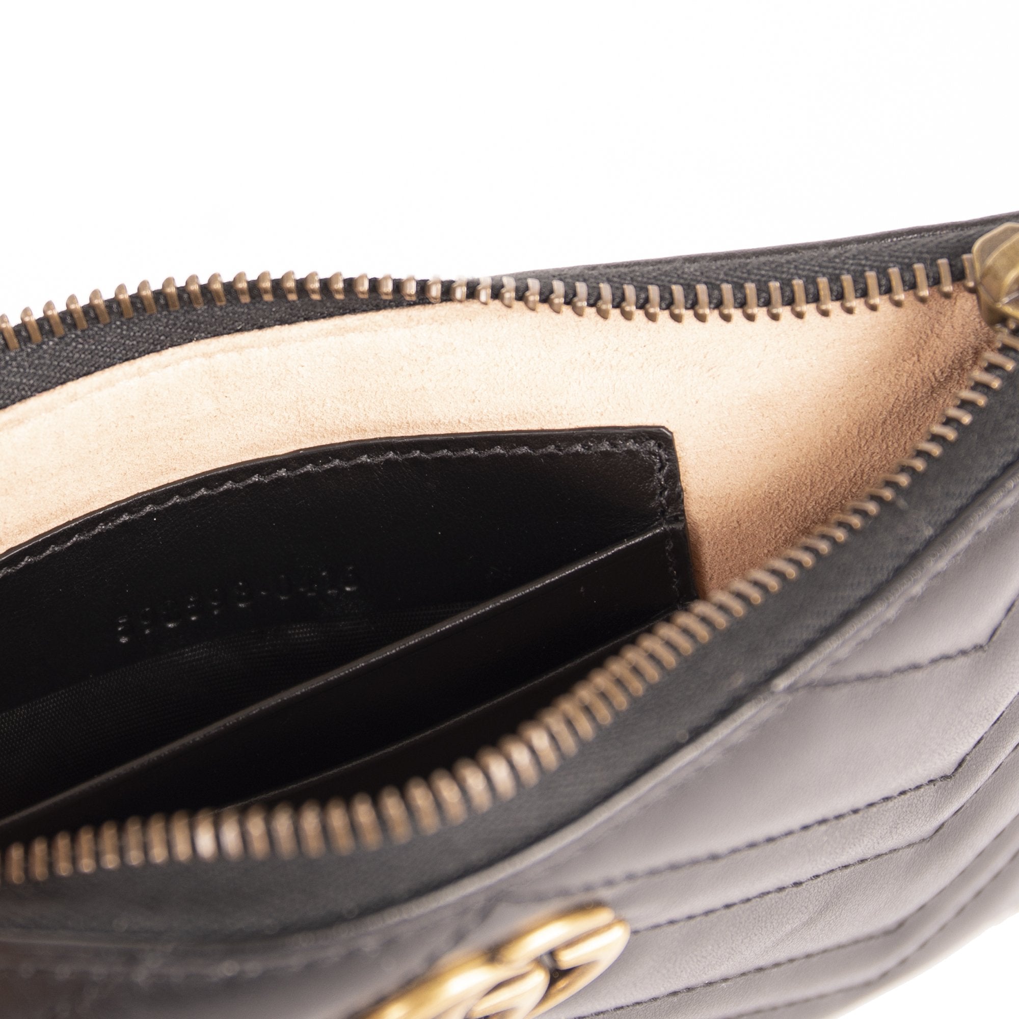 Gucci GG Marmont Matelasse Wrist Wallet