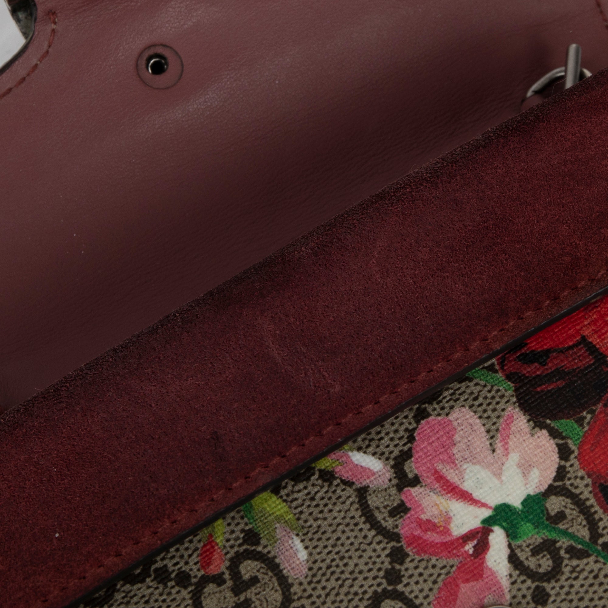 Gucci GG Supreme Blooms Dionysus Super Mini Bag