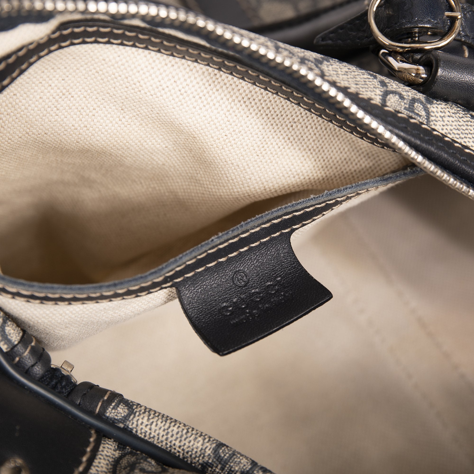 Gucci GG Supreme Canvas Large Carry-On Duffle Bag